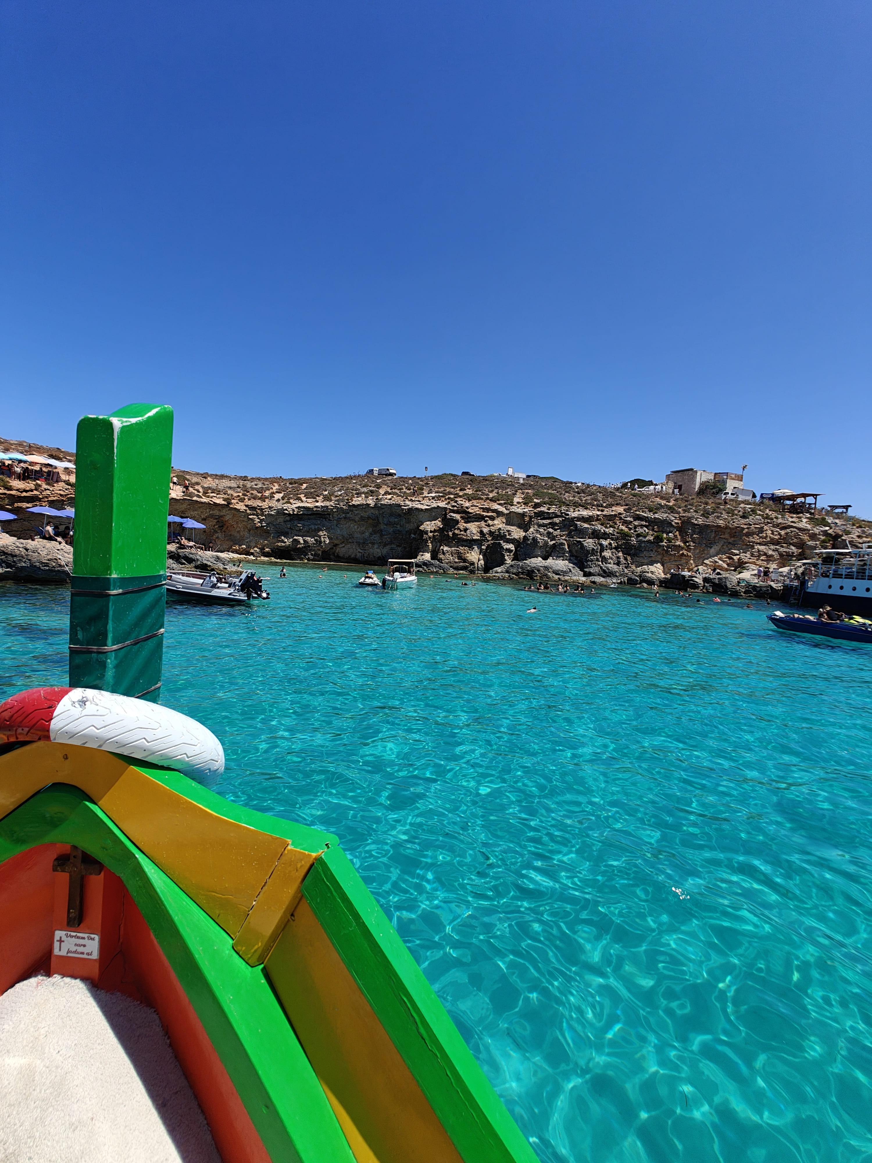 Private Luzzu Boat Tour to Comino Blue Lagoon & Sea Caves