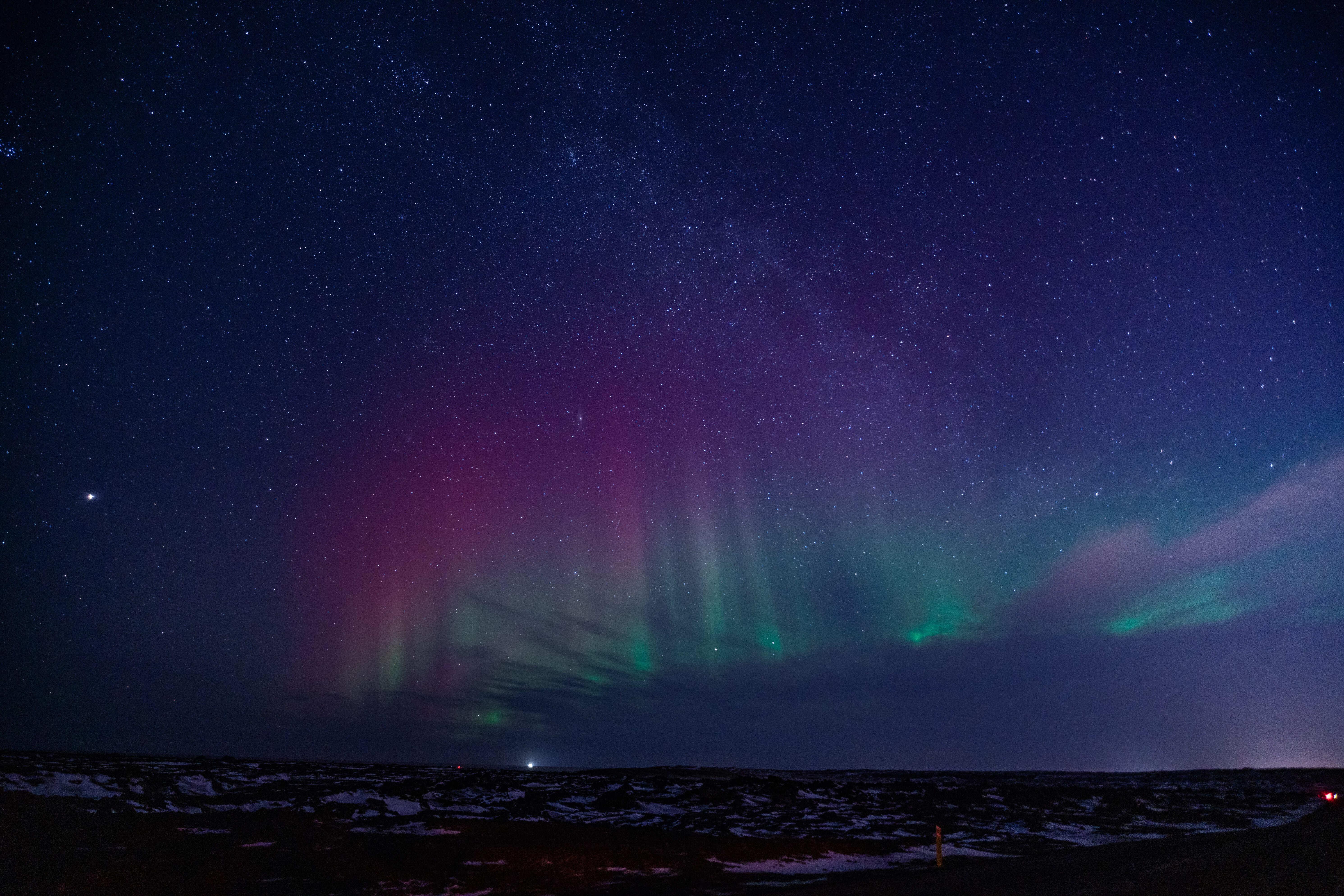 Reykjavik Northern Lights Minibus Hunt with Hot Cocoa
