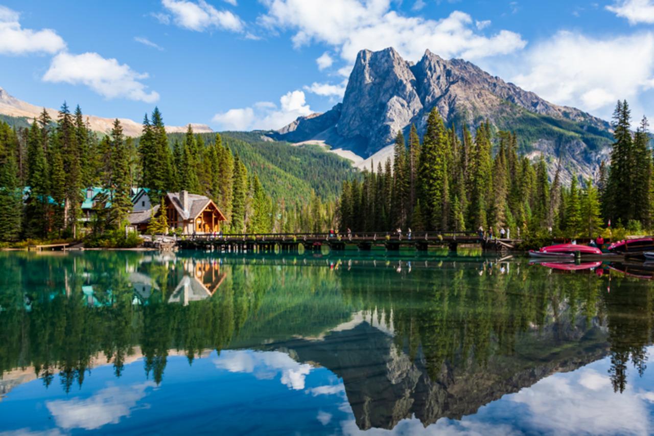 Private Canadian Rockies Tour: Banff, Lake Louise, Moraine Lake & More