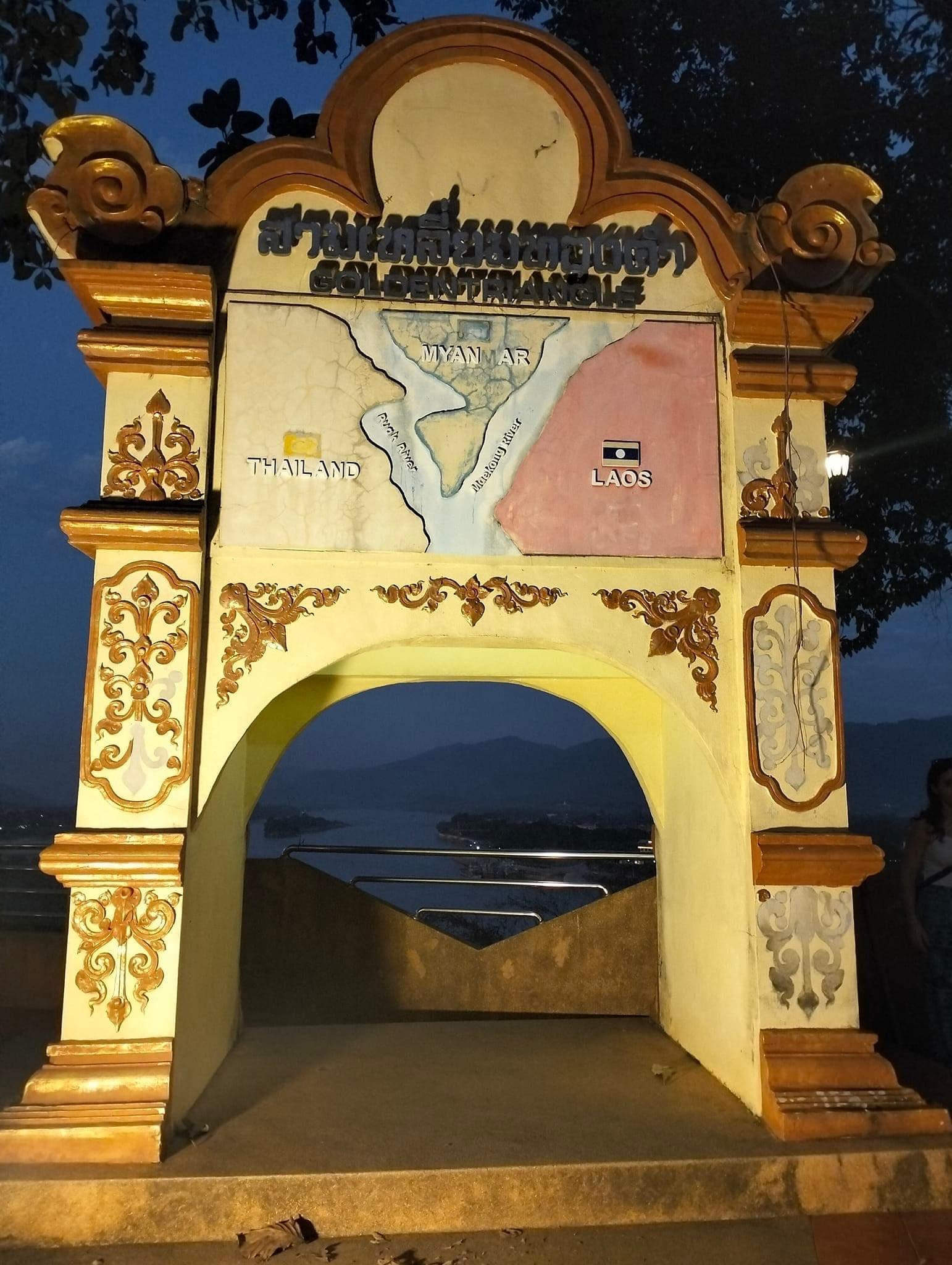 Chiang Rai Temples & Golden Triangle Full-Day Tour