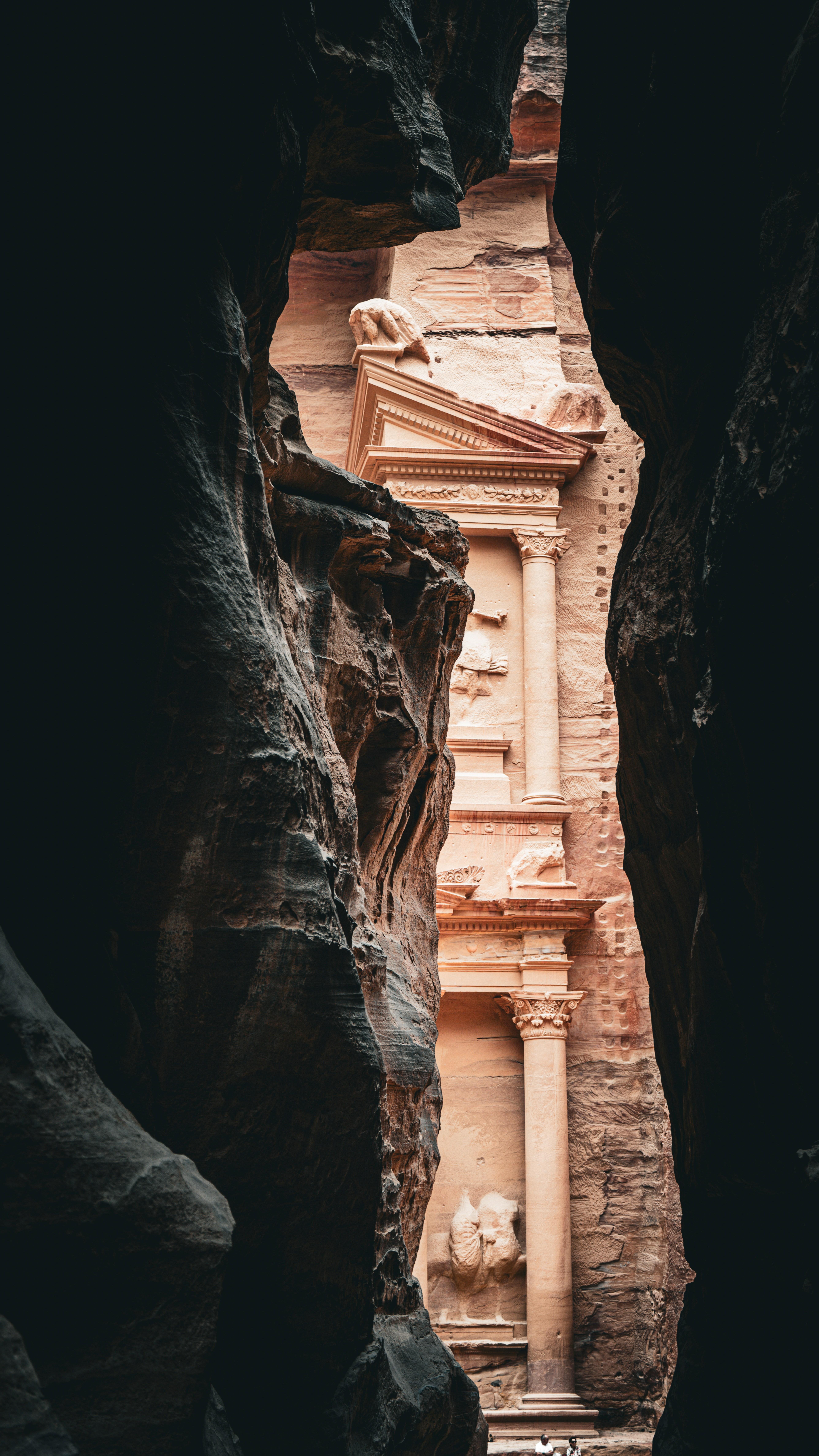 Petra Backdoor Hike from Amman with Lunch