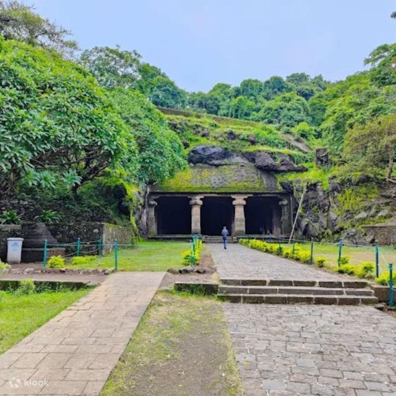 Mumbai Highlights & Elephanta Caves Private Luxury Tour
