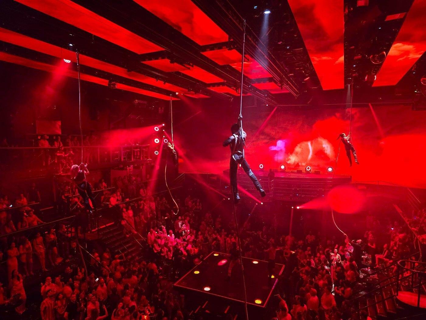 Punta Cana: Coco Bongo Night Show with Open Bar & Hotel Transfer