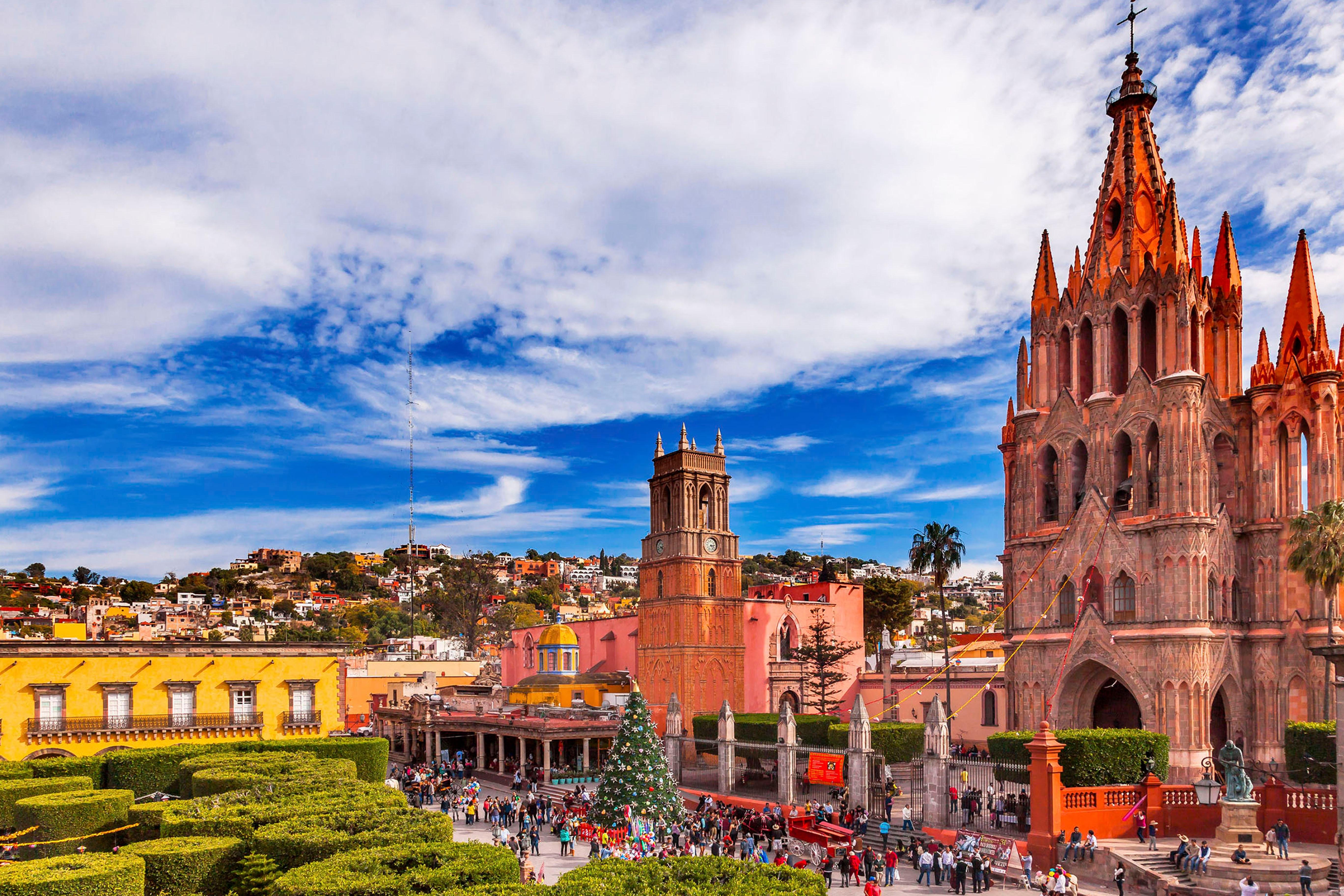 San Miguel de Allende Full-Day Colonial Tour from Mexico City