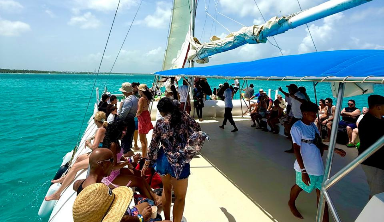 Saona Island Catamaran & Natural Pool Day Trip