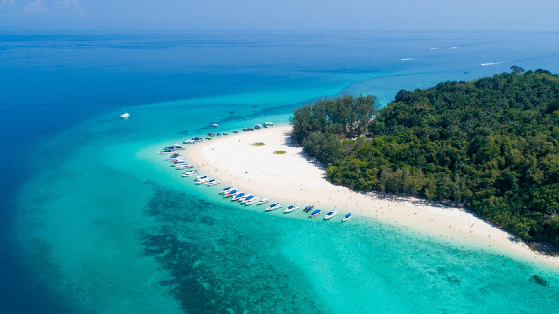 Phi Phi Islands Private Speedboat Charter from Krabi
