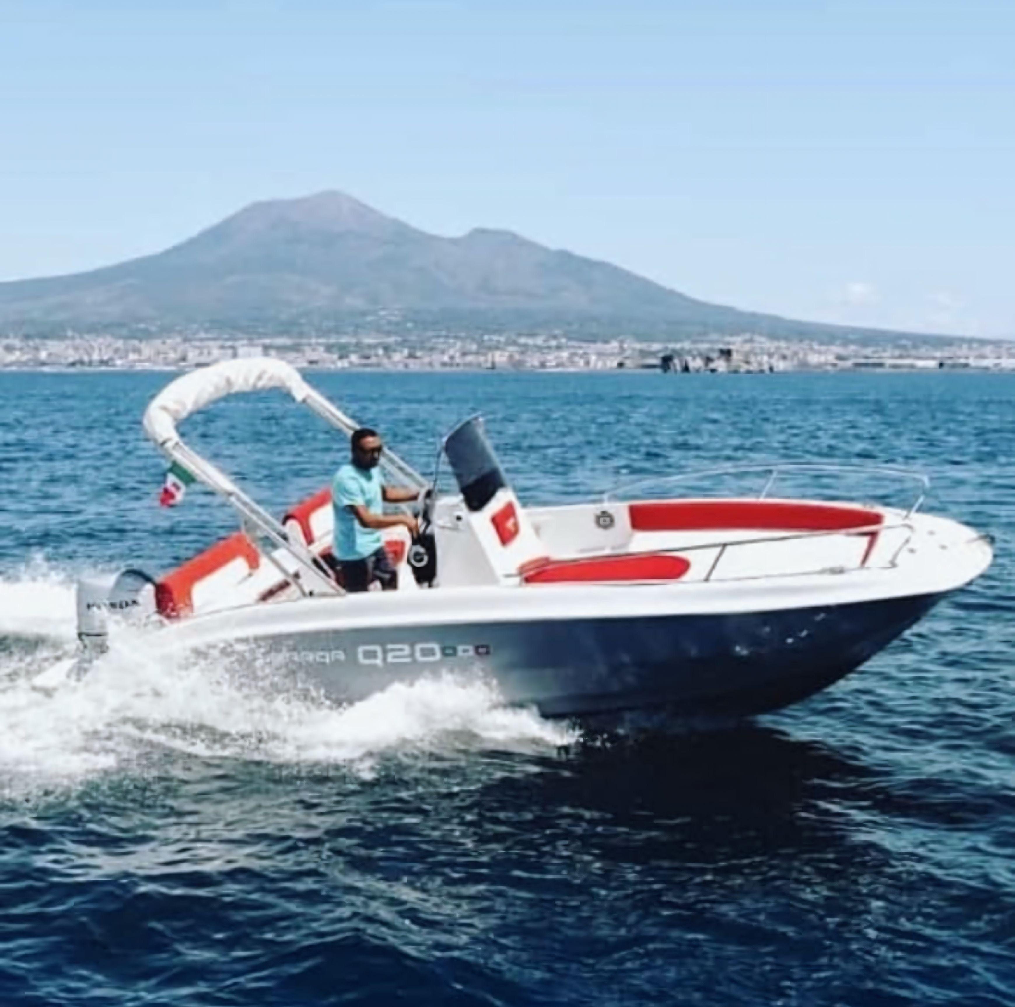 Private Capri Boat Tour from Sorrento, Positano, Naples or Capri