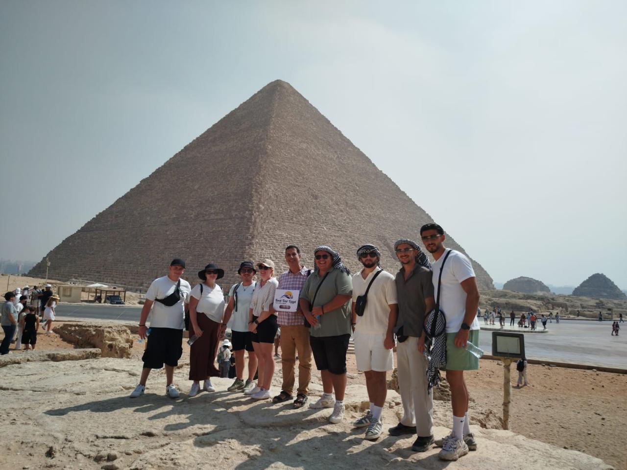 Sharm El Sheikh: Cairo Day Trip by Flight with Pyramids & GEM Museum