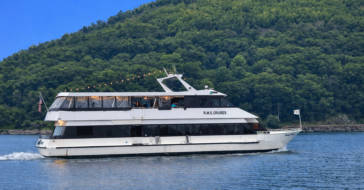 Hudson River Weekend Brunch Cruise from Peekskill