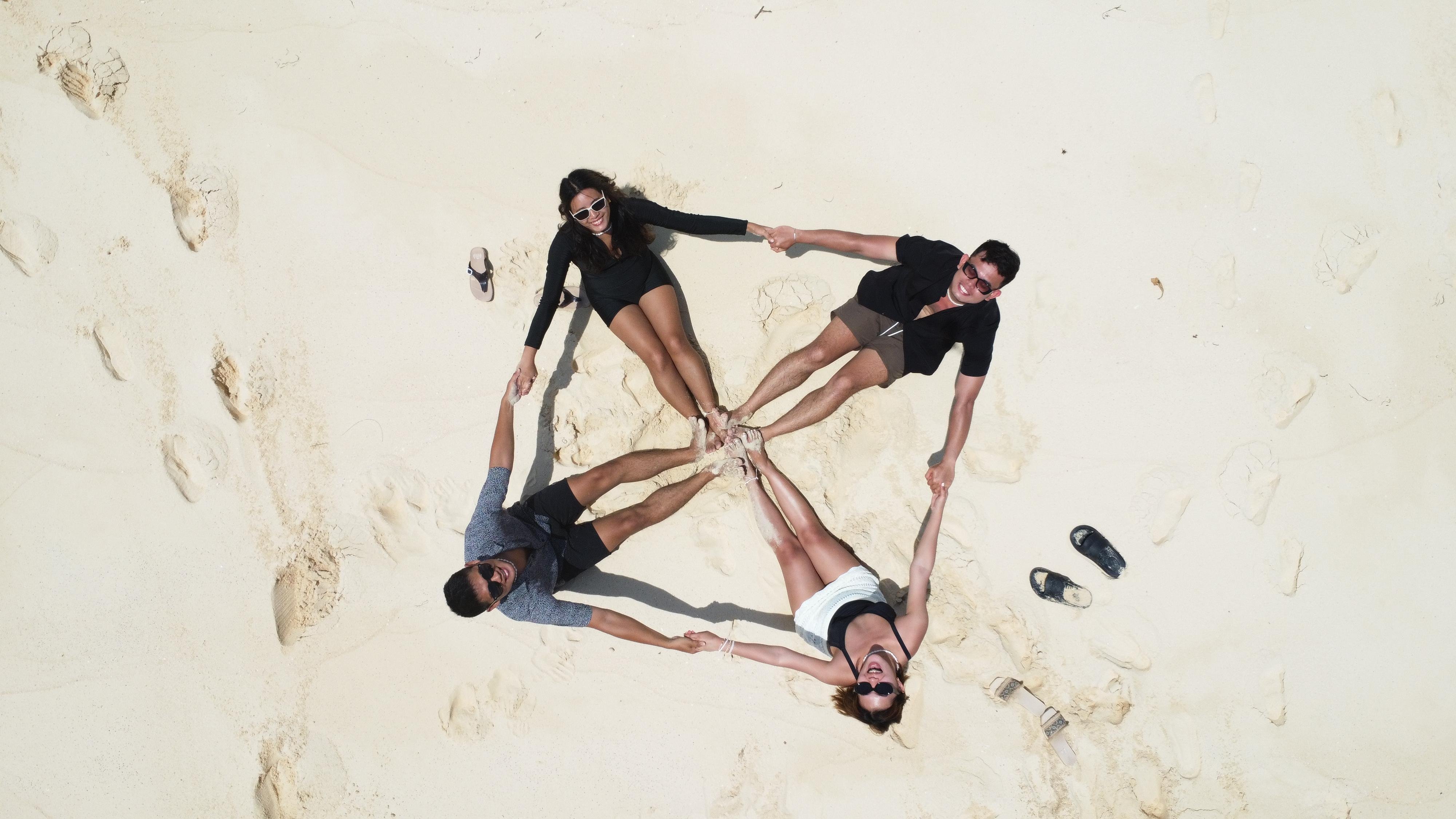 Siargao Tri-Island Tour: Naked, Daku & Guyam Islands with Lunch