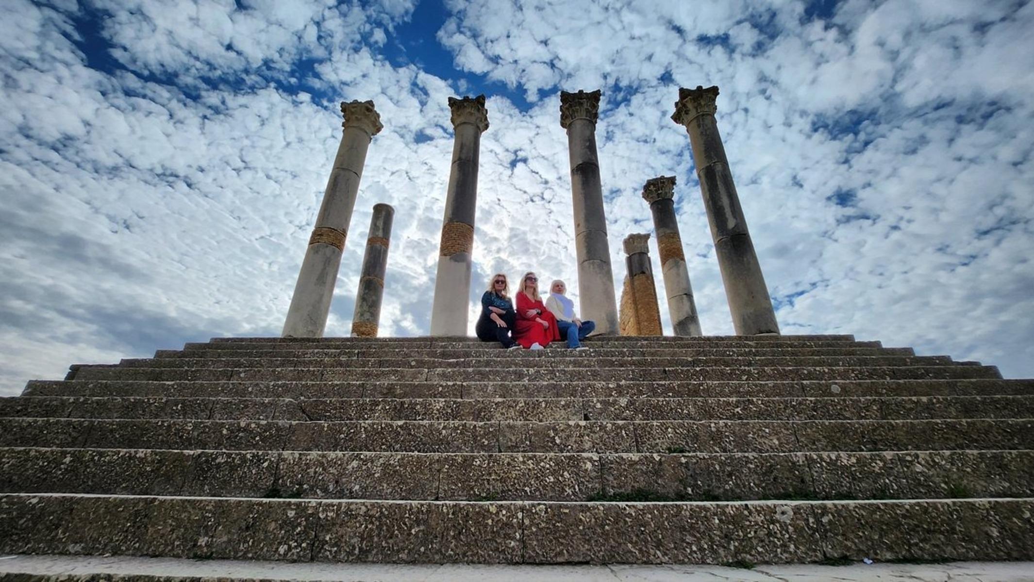 Fez to Chefchaouen One-Way Transfer via Volubilis