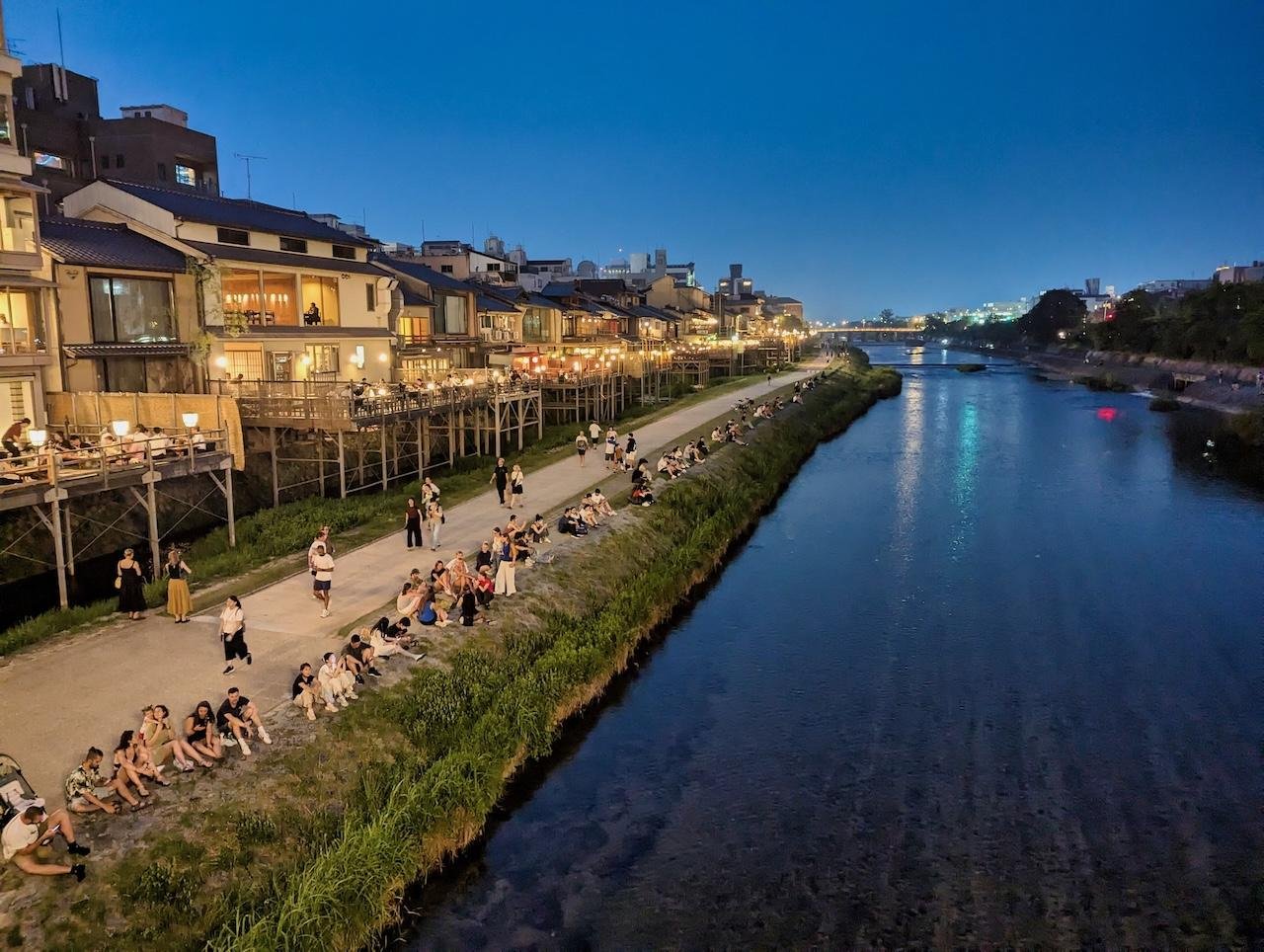 Kyoto Evening Wagyu & Sake Gion Walking Tour