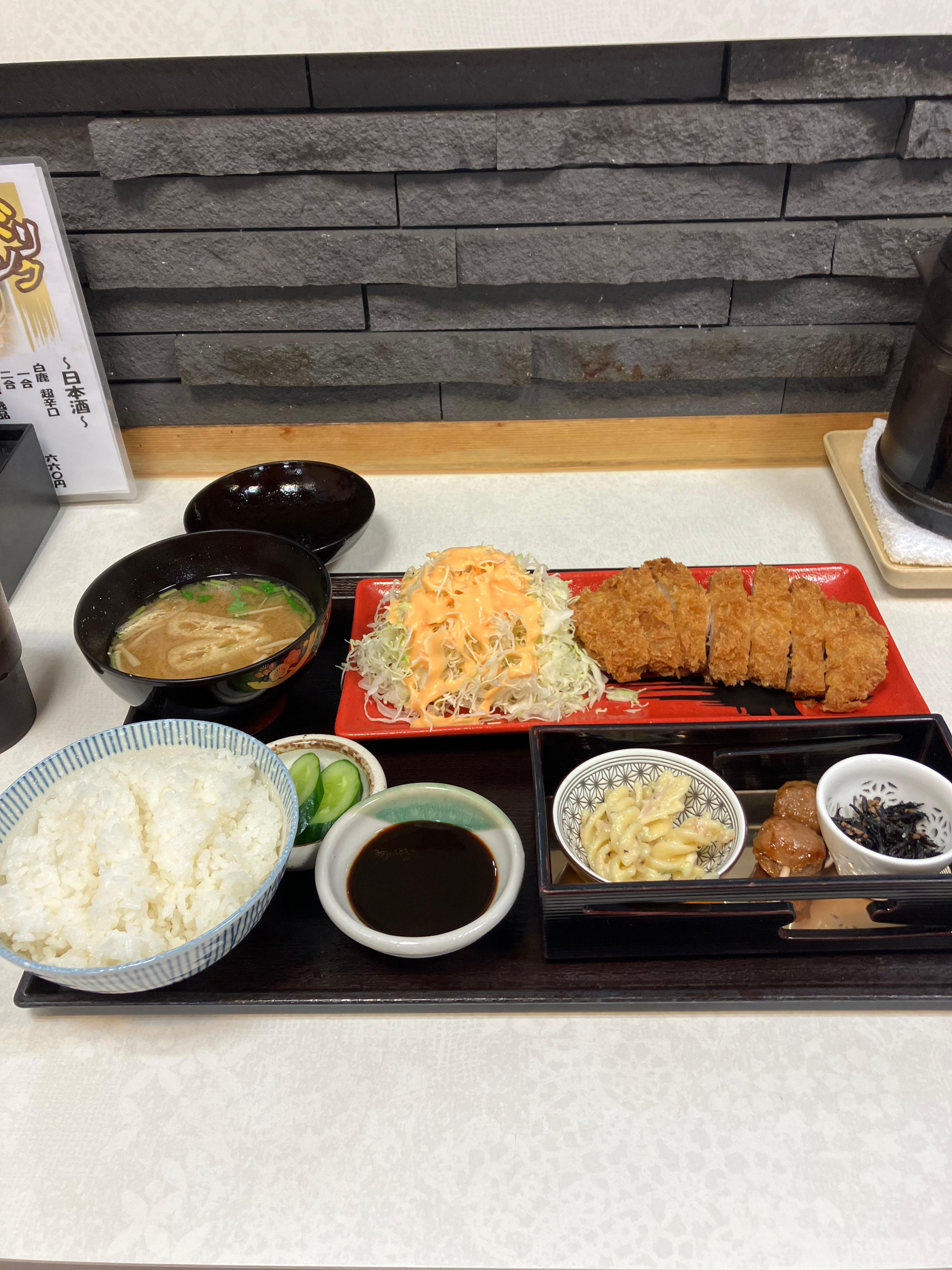 Private Customizable Osaka Walking Tour with Local Guide