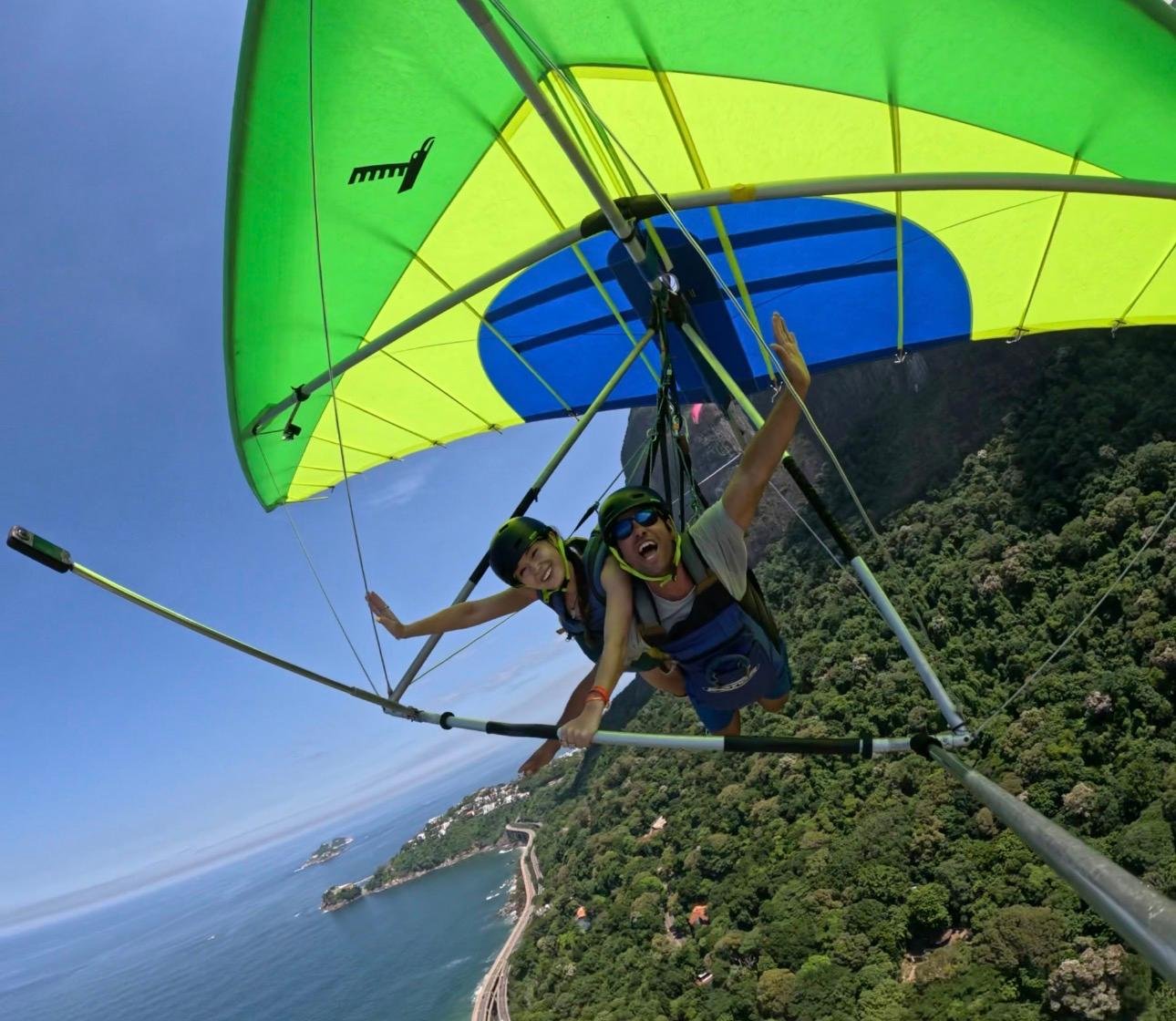 Tandem Hang Gliding Over Rio with 4K Video
