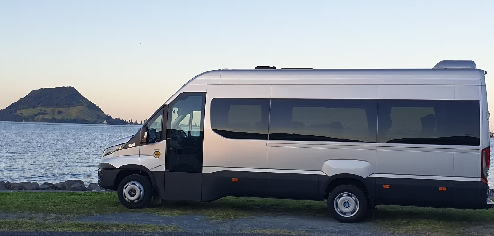 Tauranga: Rotorua Redwoods Tour & Maori Village Experience