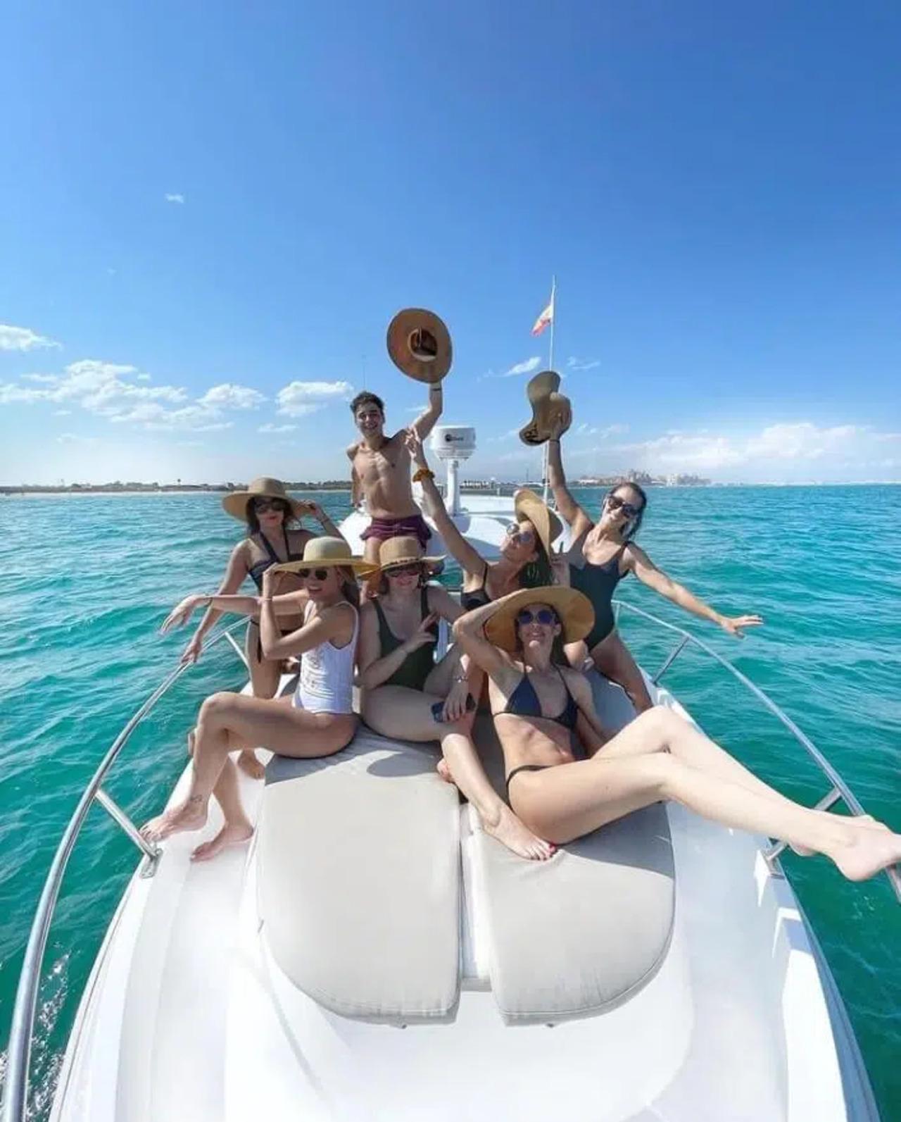 Private Bay of Málaga Boat Charter
