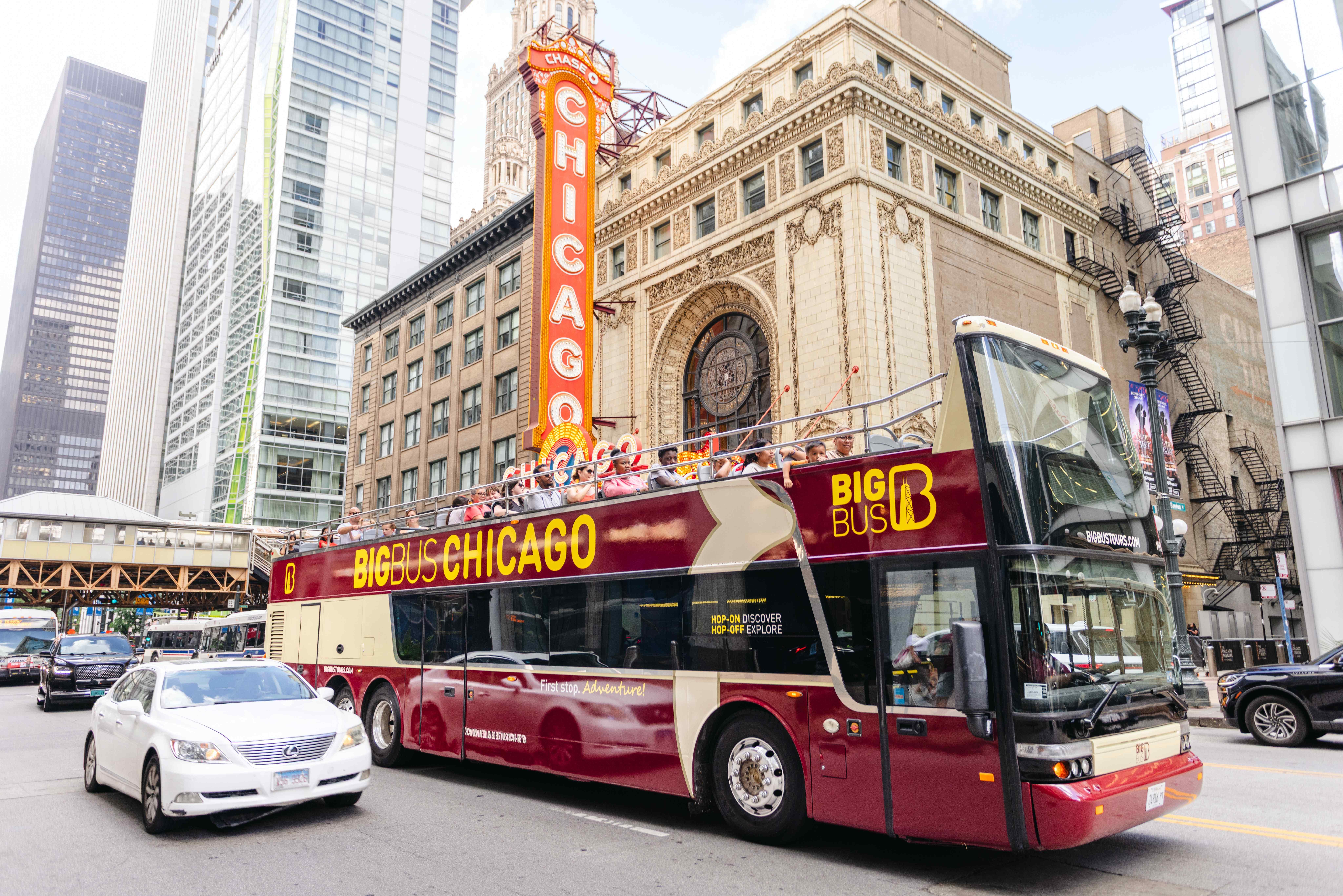 Chicago: Hop-on Hop-off Open-Top Bus Tour