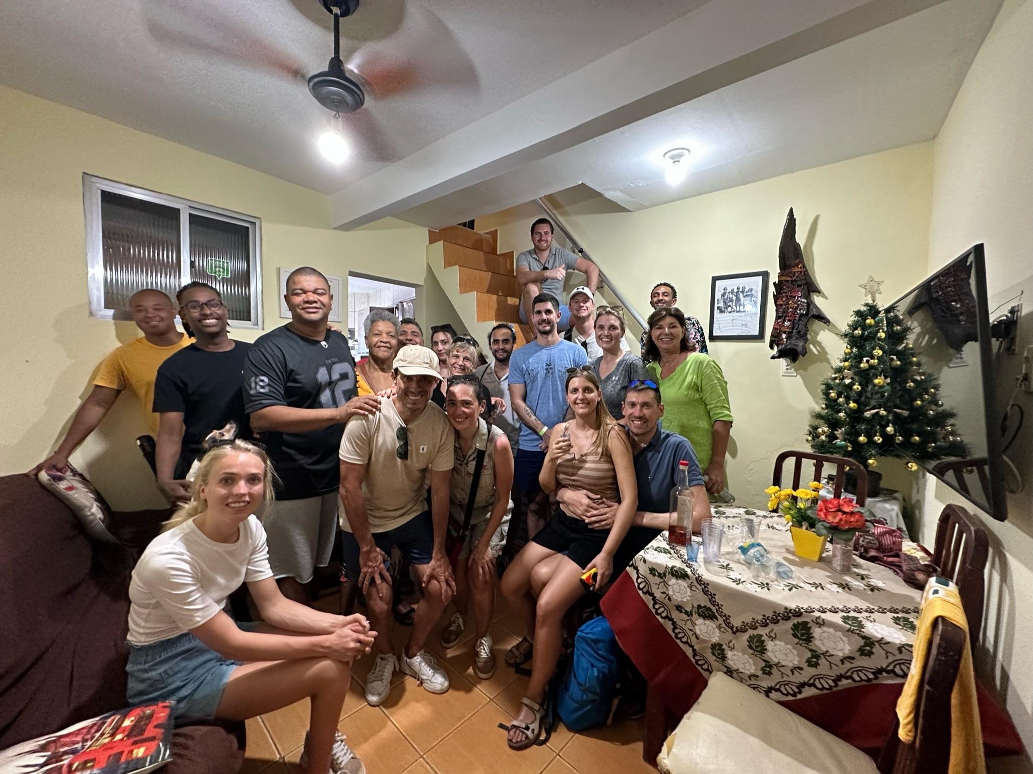 Rio de Janeiro: Santa Marta Favela Guided Walking Tour