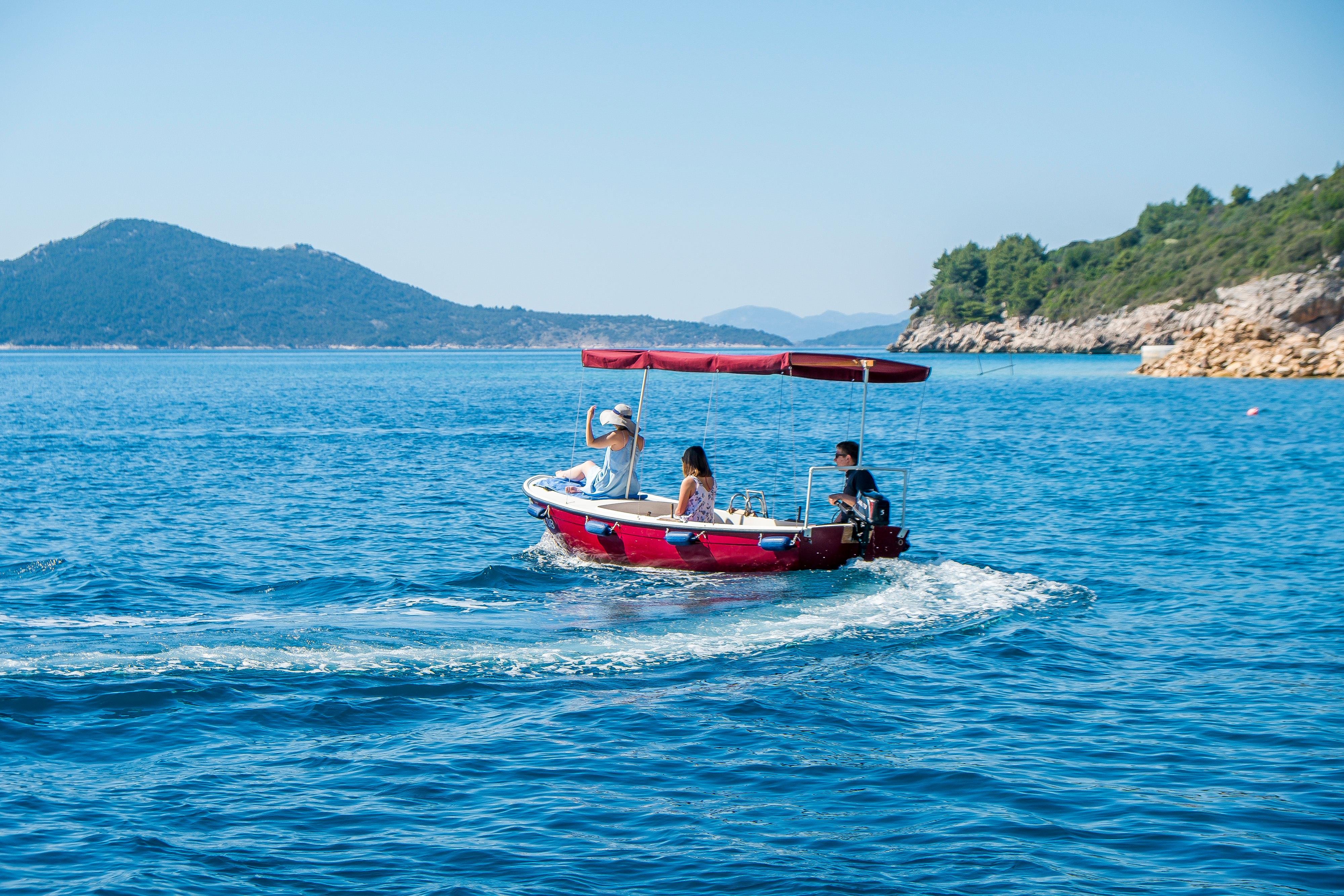 Elaphiti Islands Self-Drive Boat Adventure