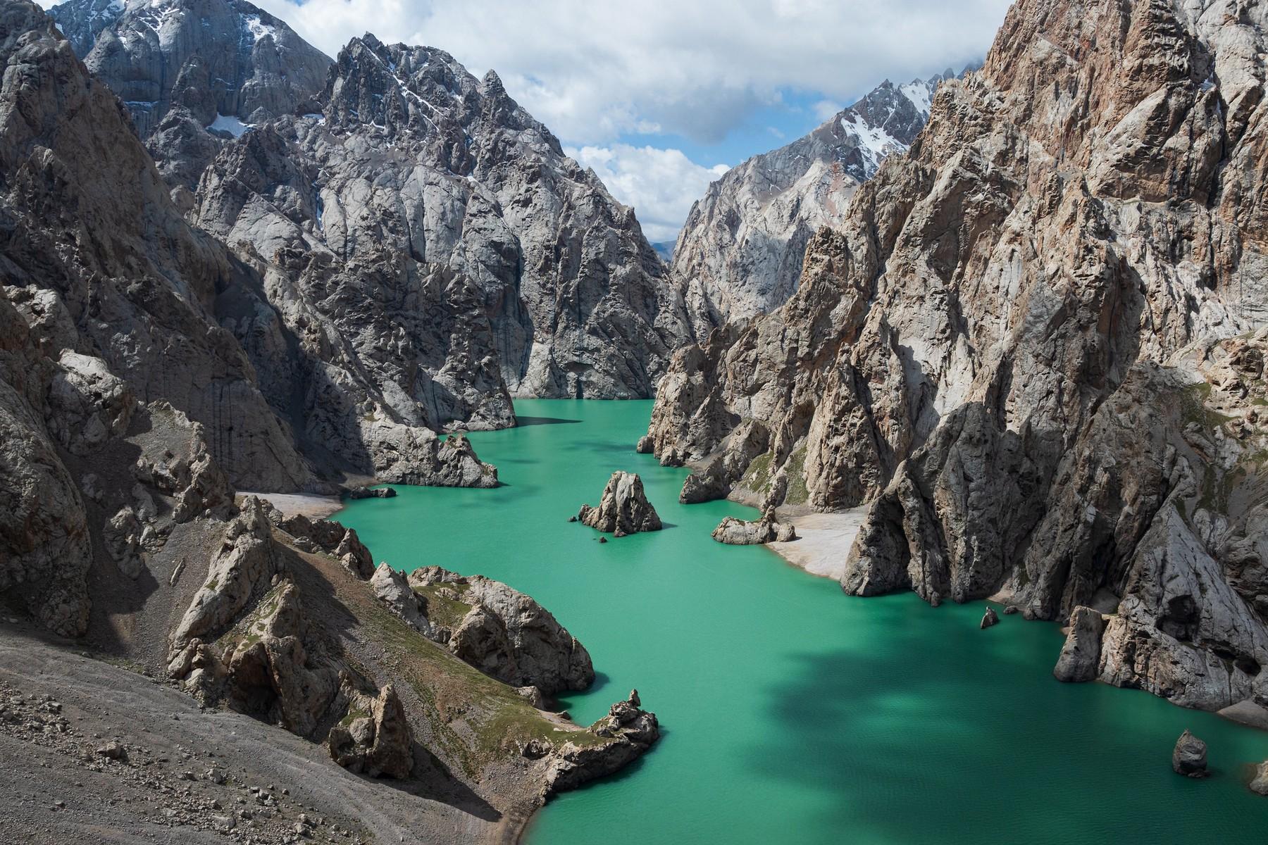 Private 5-Day Song-Kul & Kel-Suu Lakes Adventure from Bishkek