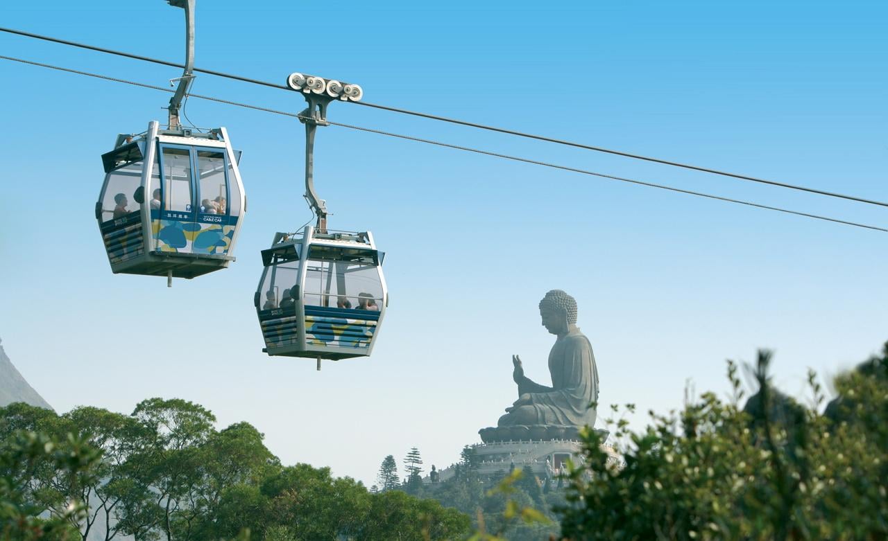 Lantau Island VIP Experience: Big Buddha, Cable Car & Tai O Village