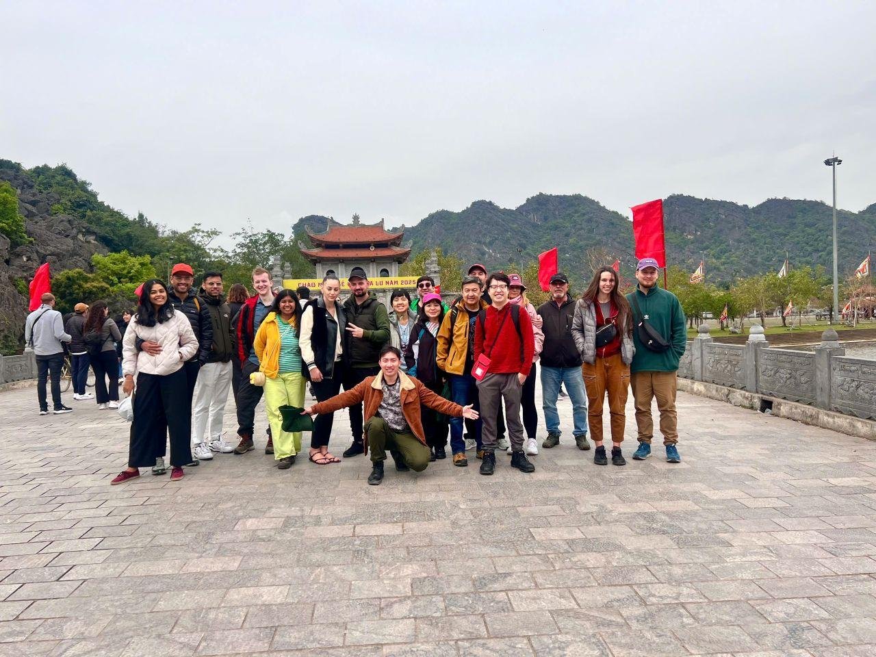 Hanoi to Ninh Binh: Hoa Lu, Trang An & Mua Cave Day Tour