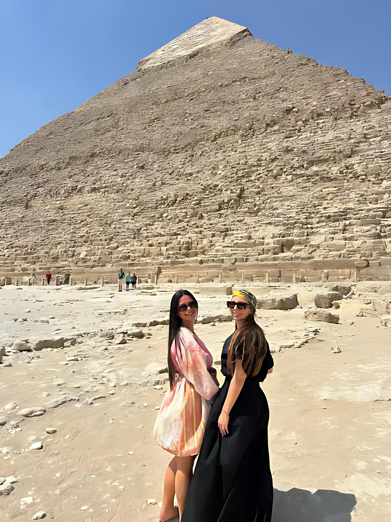 Cairo Pyramids & Museum Day Trip from Hurghada