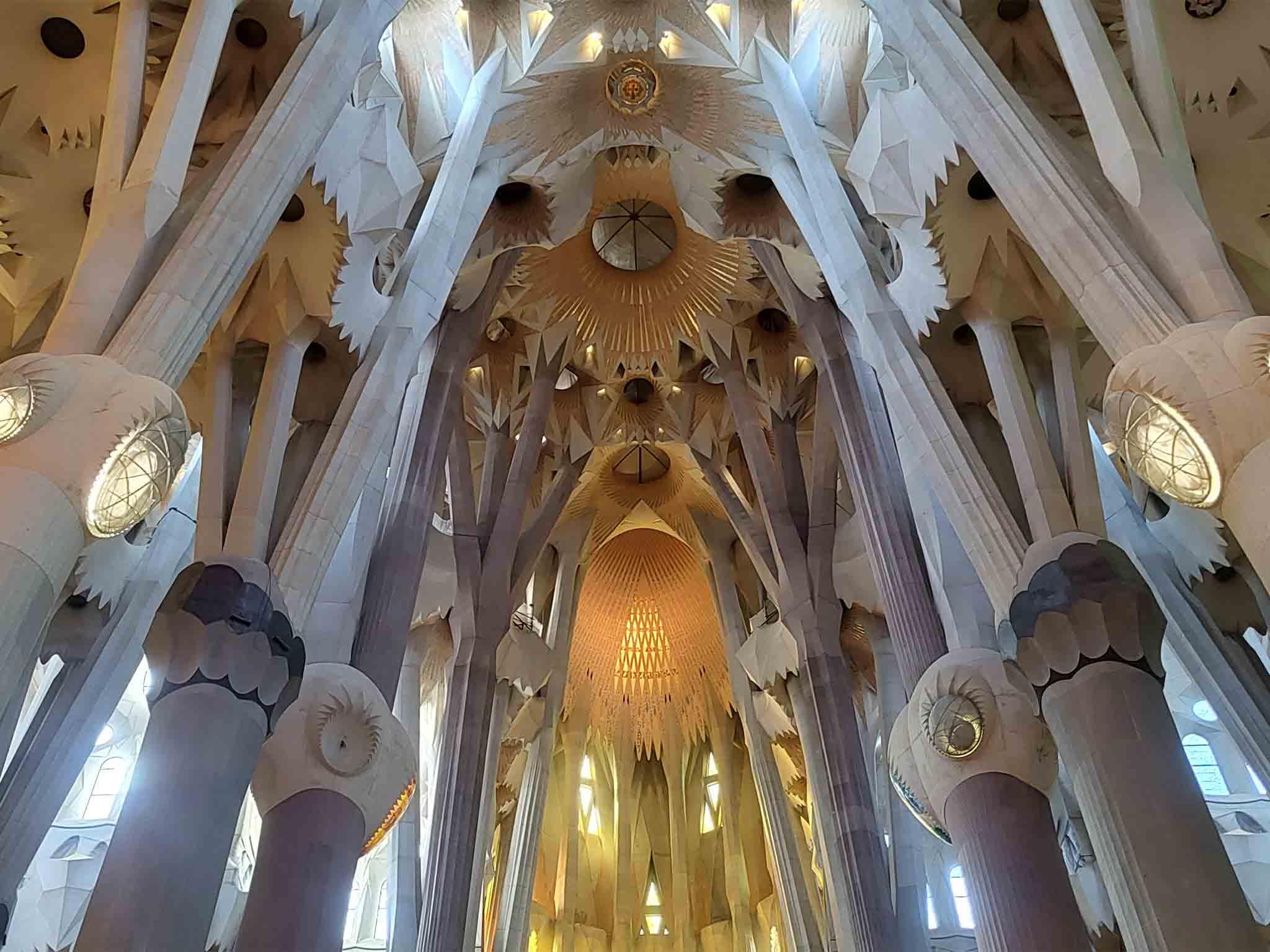 Barcelona Gaudí tours — Sagrada Família interior, Park Güell mosaics, Casa Batlló and La Pedrera — image 26