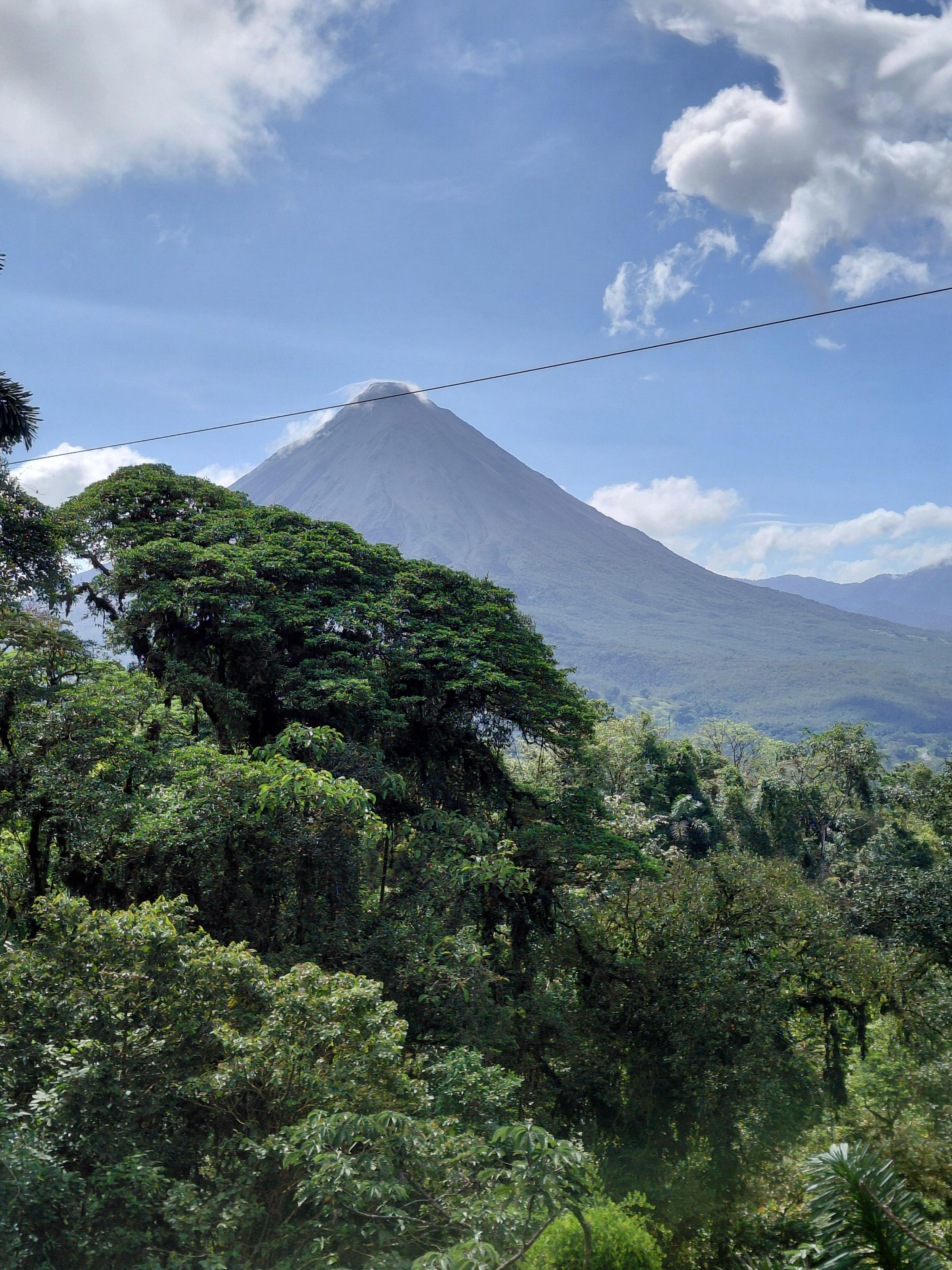 La Fortuna Private Nature Day: Volcano, Waterfall & Hot Springs