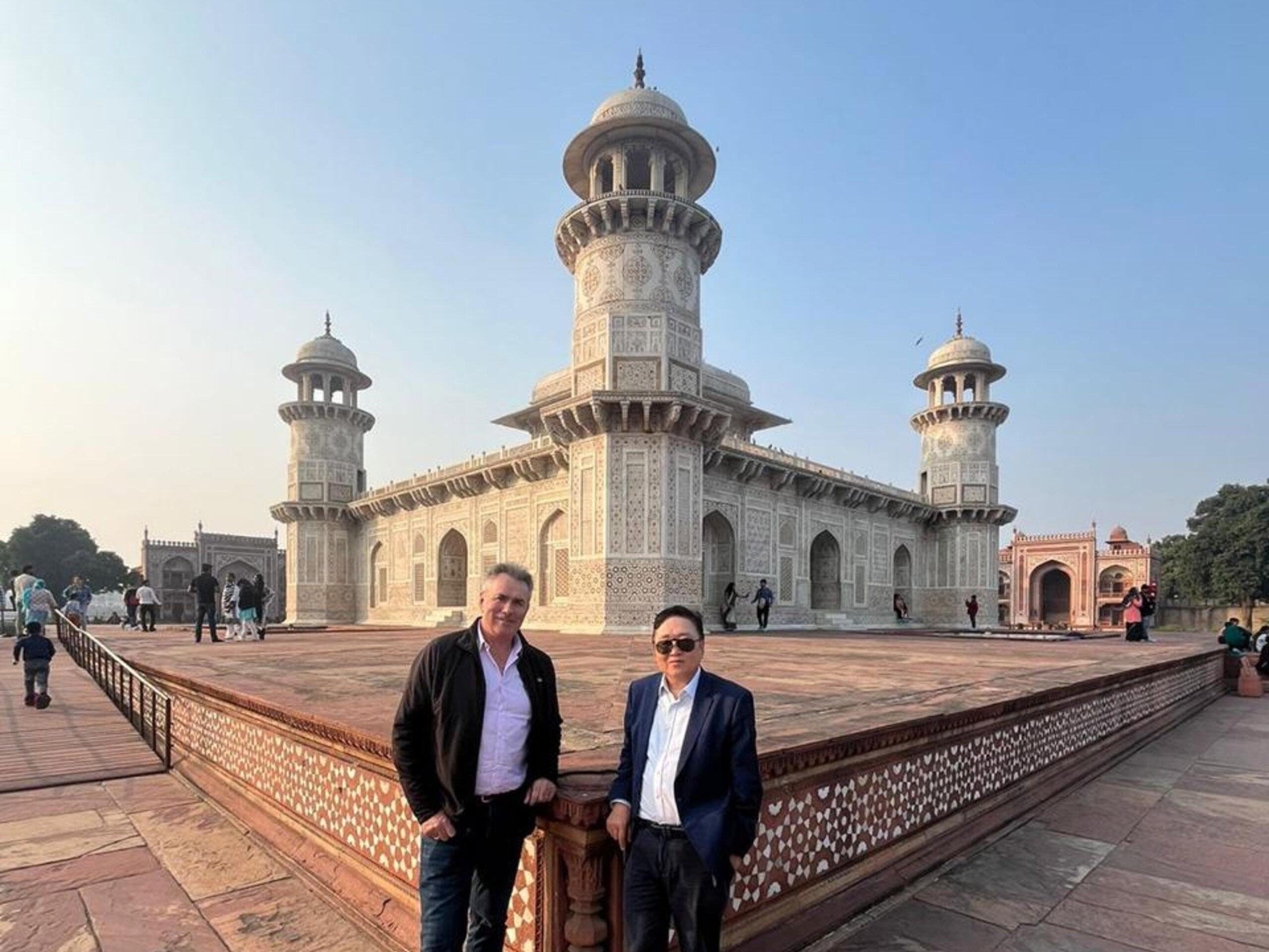 Private Taj Mahal & Agra Day Tour from Delhi with 5-Star Dining