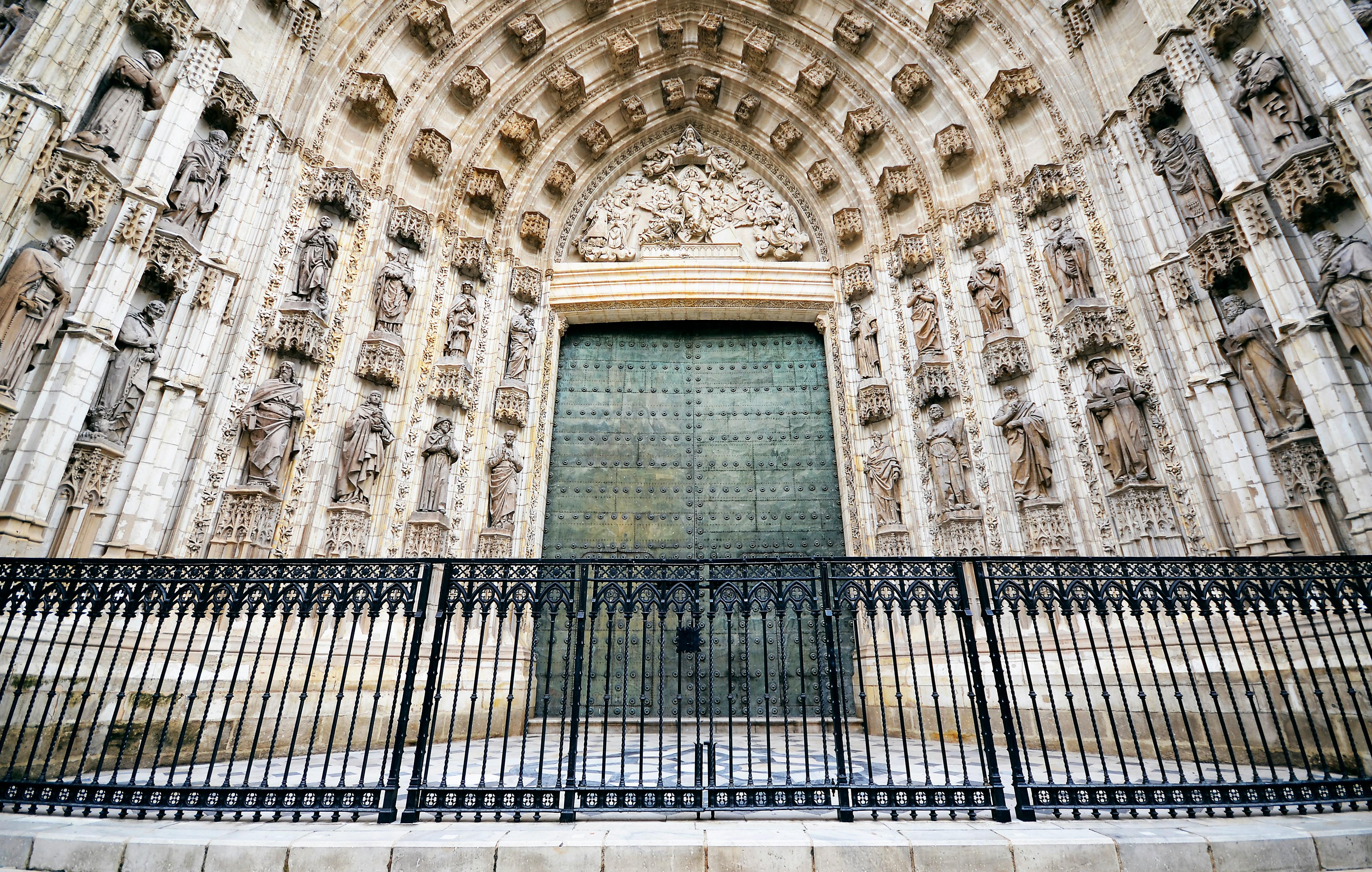Seville Cathedral, Alcázar & Giralda Guided Tour