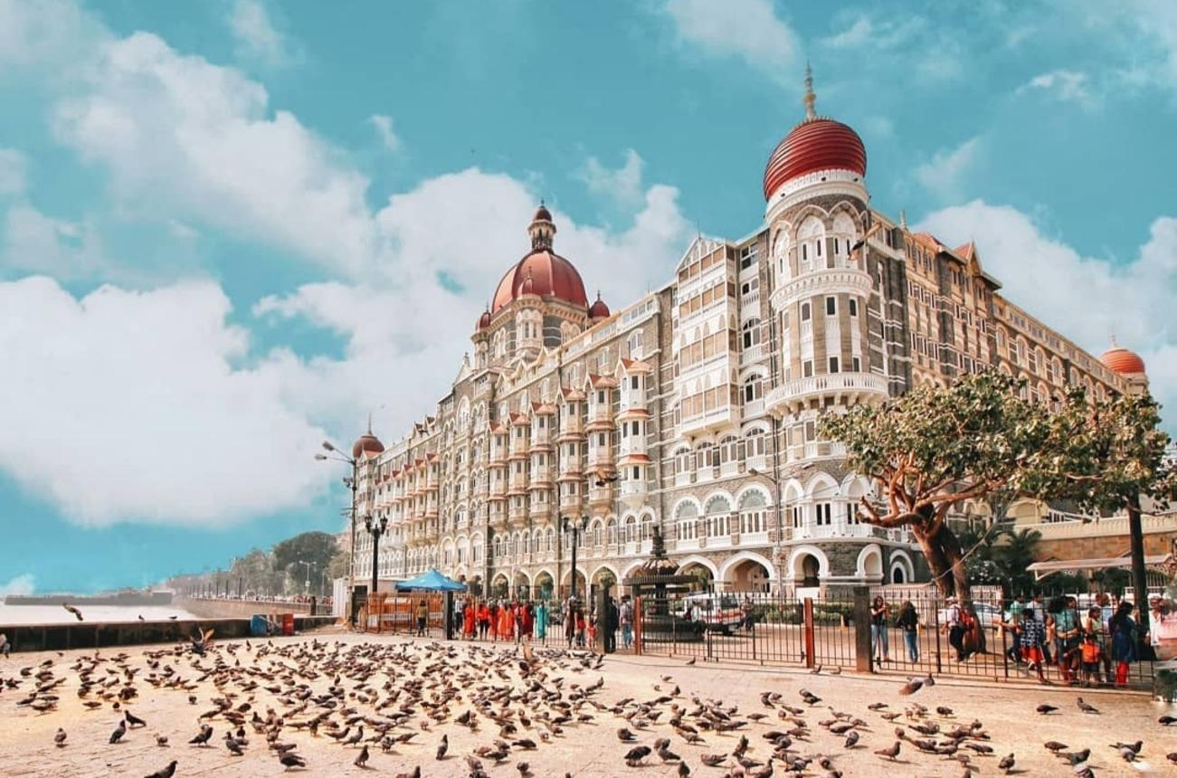 Mumbai Private Bollywood Studio & City Sightseeing Tour