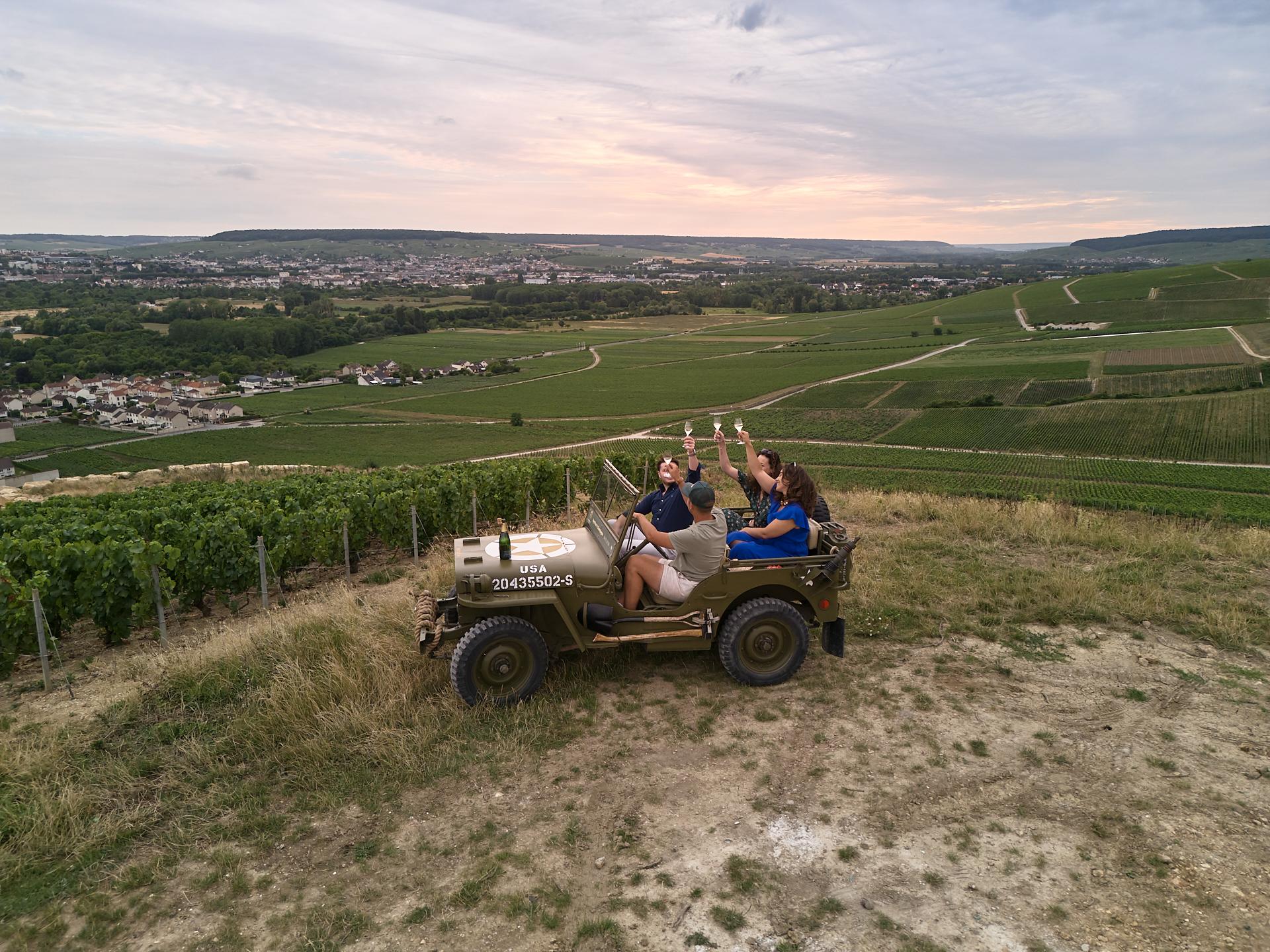 Epernay: Vineyard Jeep Ride with Tasting and Tours
