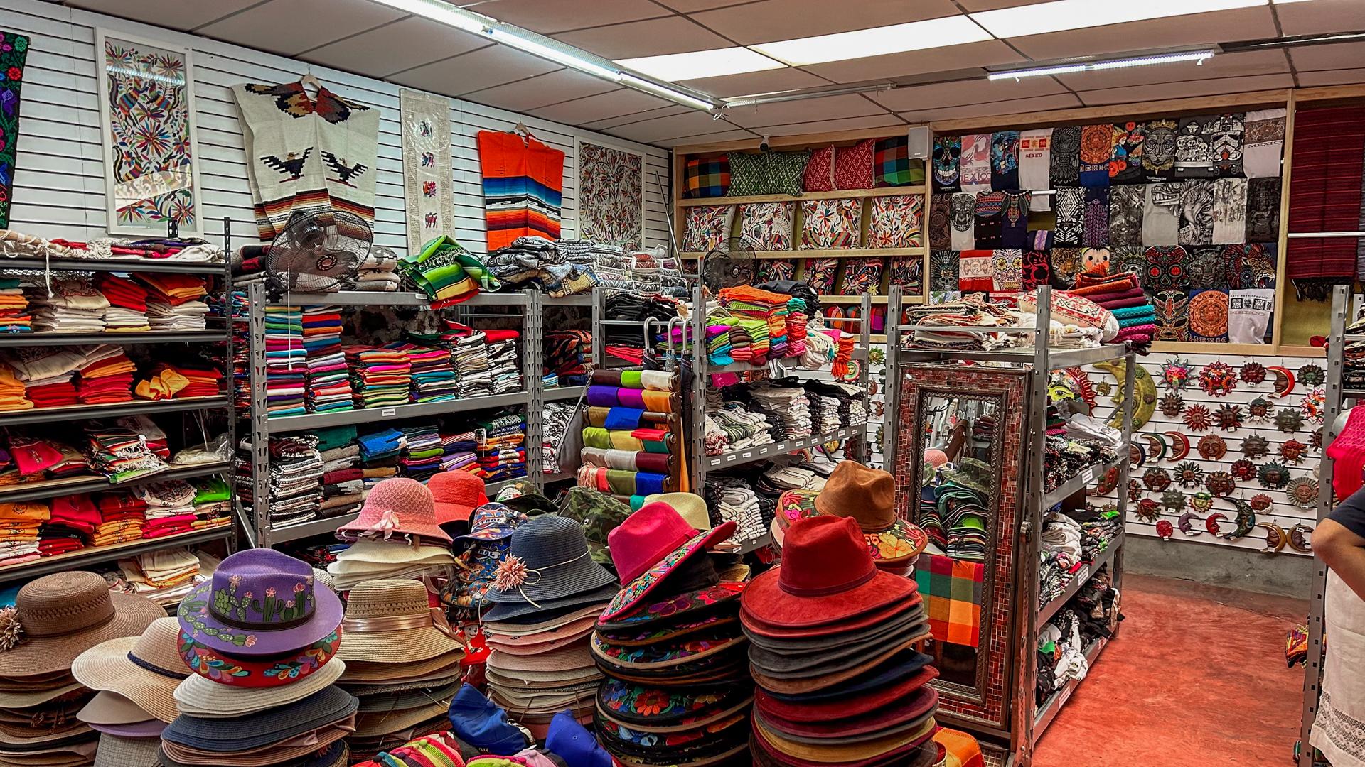 Teotihuacan, Tlatelolco & Guadalupe Shrine Full-Day Tour