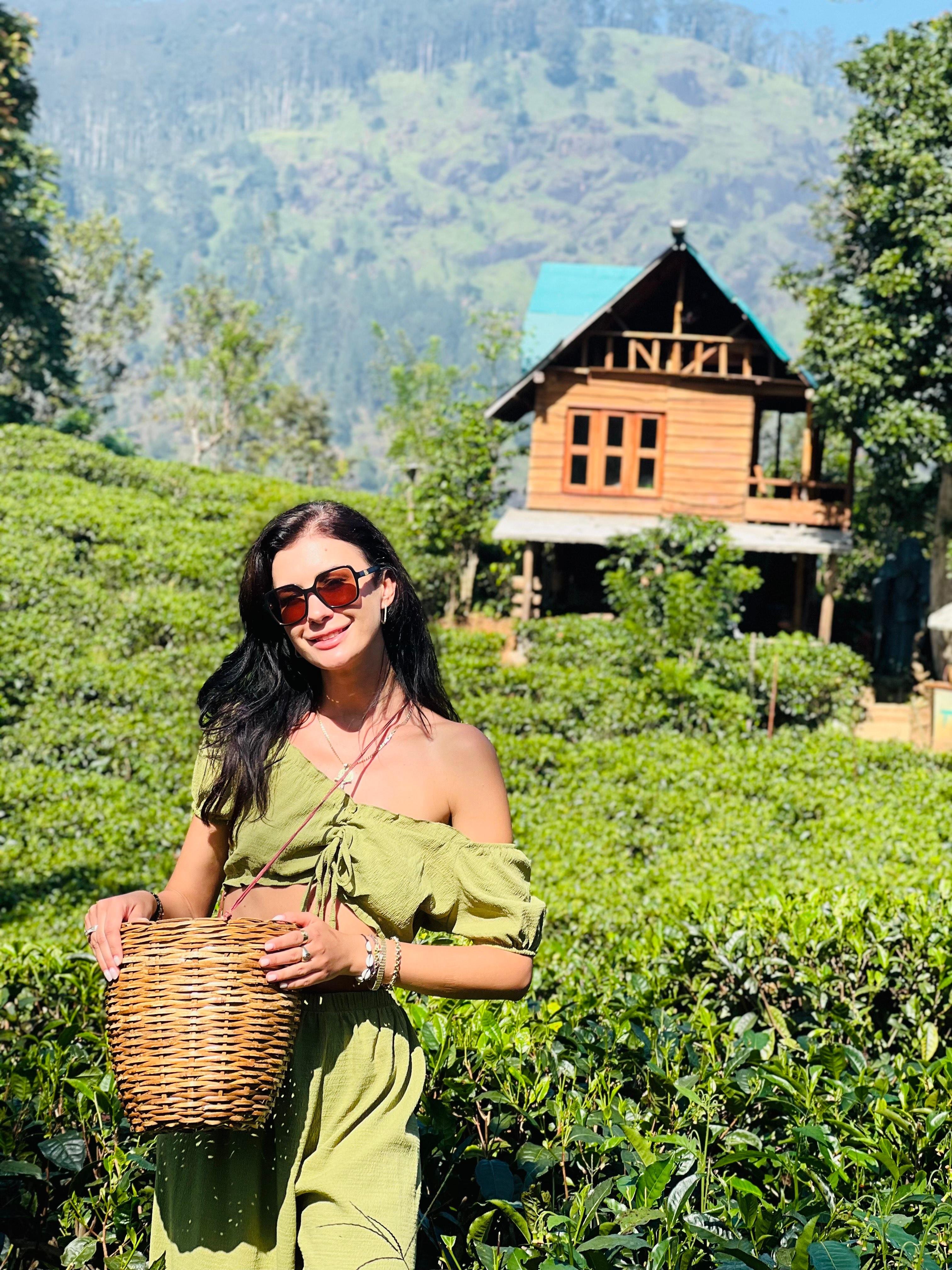 Ella: Hands-On Tea Crafting and Tasting Experience