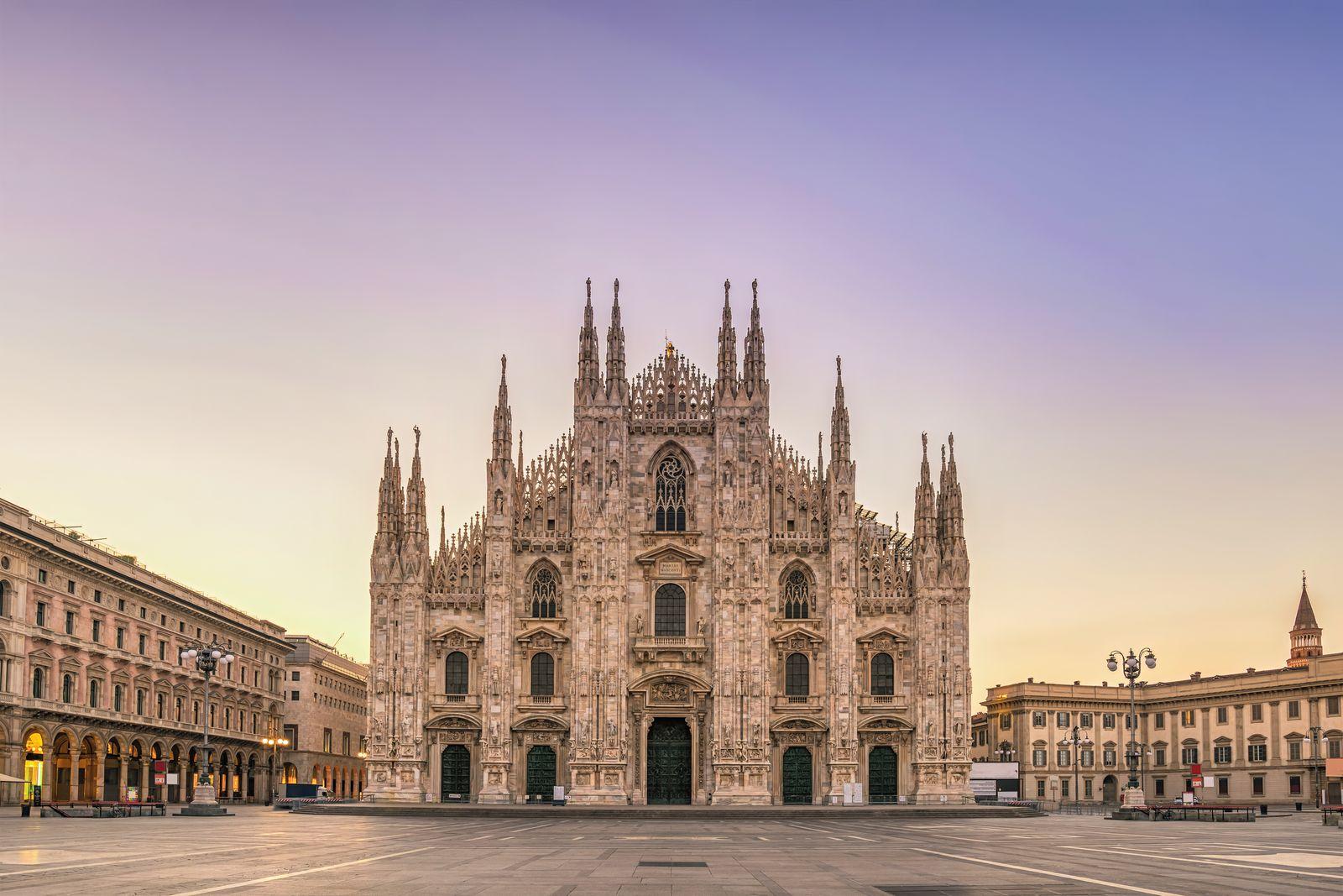 Milan Highlights: Duomo Rooftop, Sforza Castle & Gelato Tour