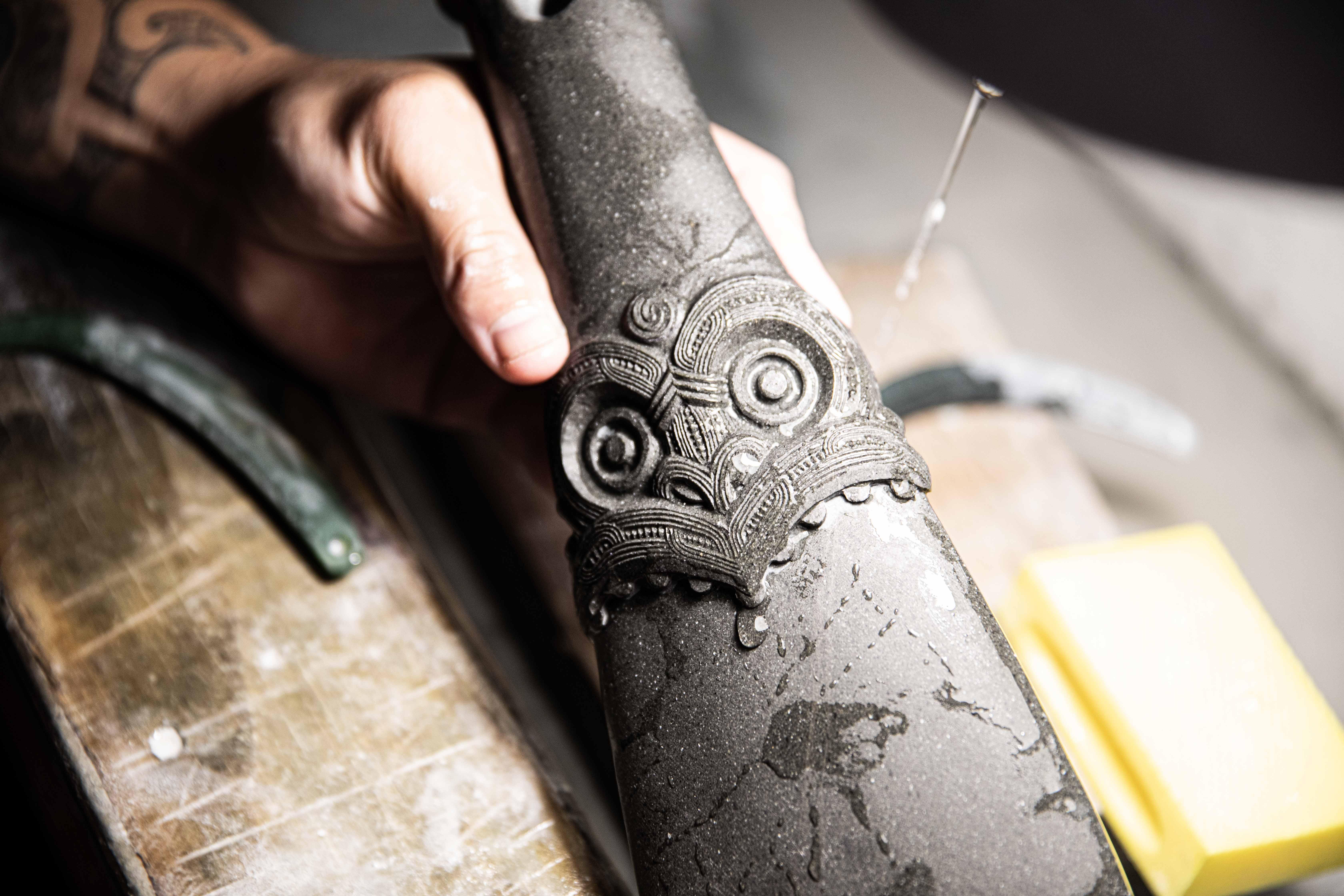 Māori cultural experience in Rotorua — village, haka and hangi — image 18