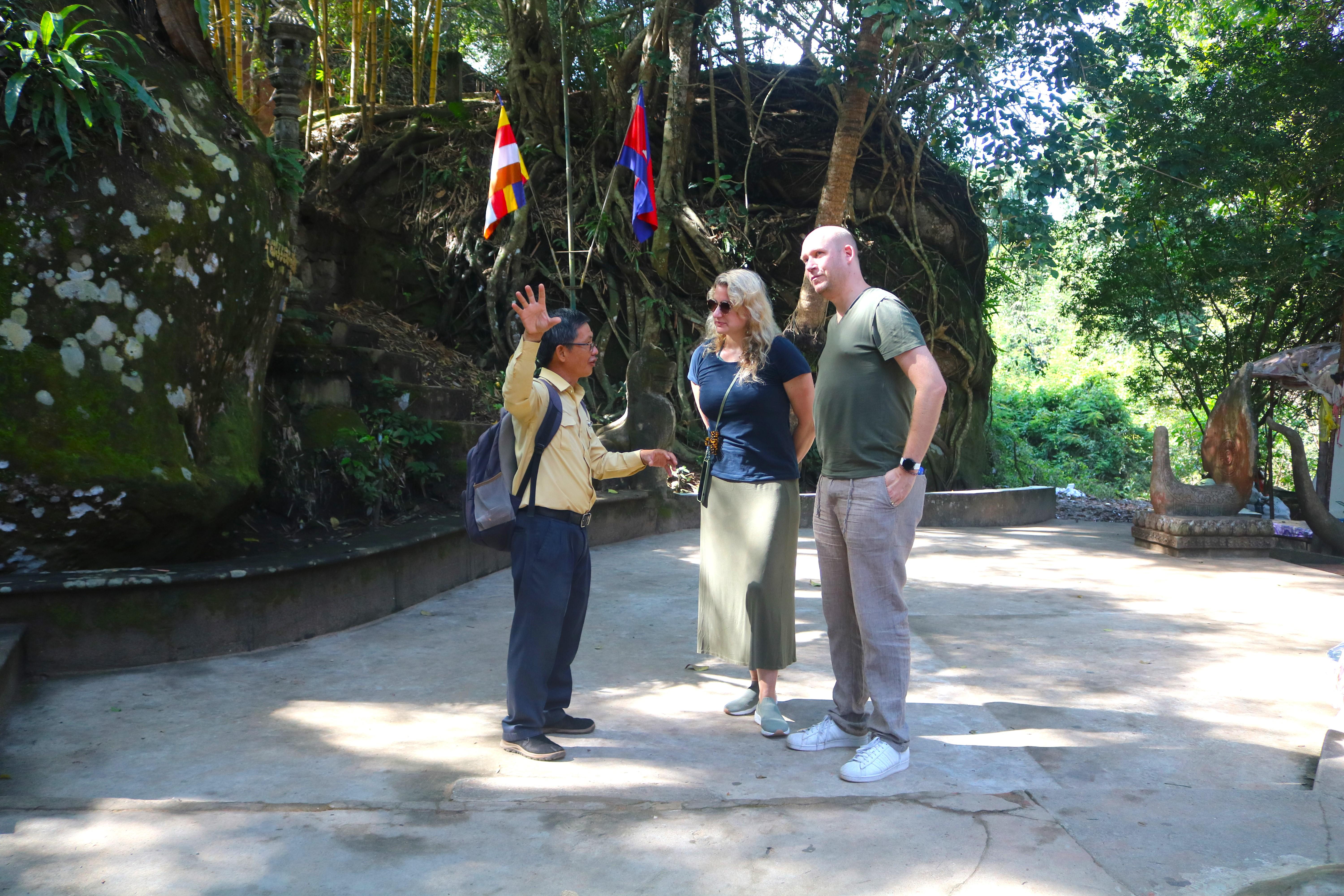 Angkor Wat Sunrise & Tonle Sap 2.5-Day Small Group Expedition