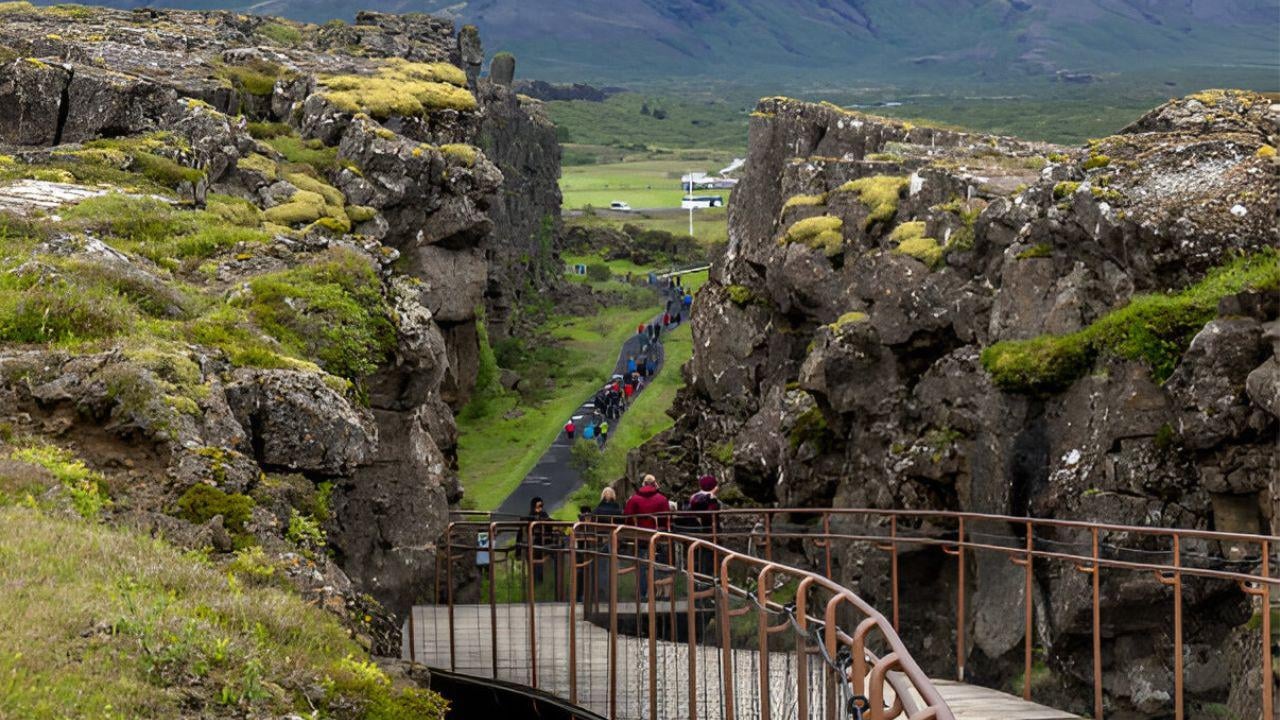 Golden Circle Small Group Excursion from Reykjavik Port