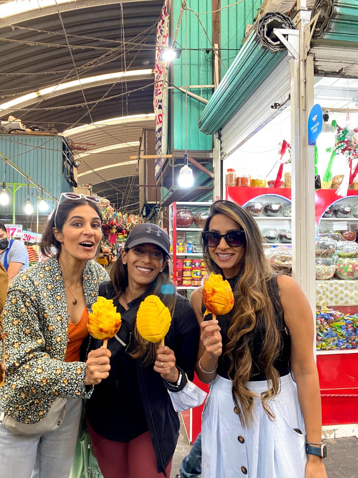 Small-Group Morning Market & Street Food Tour