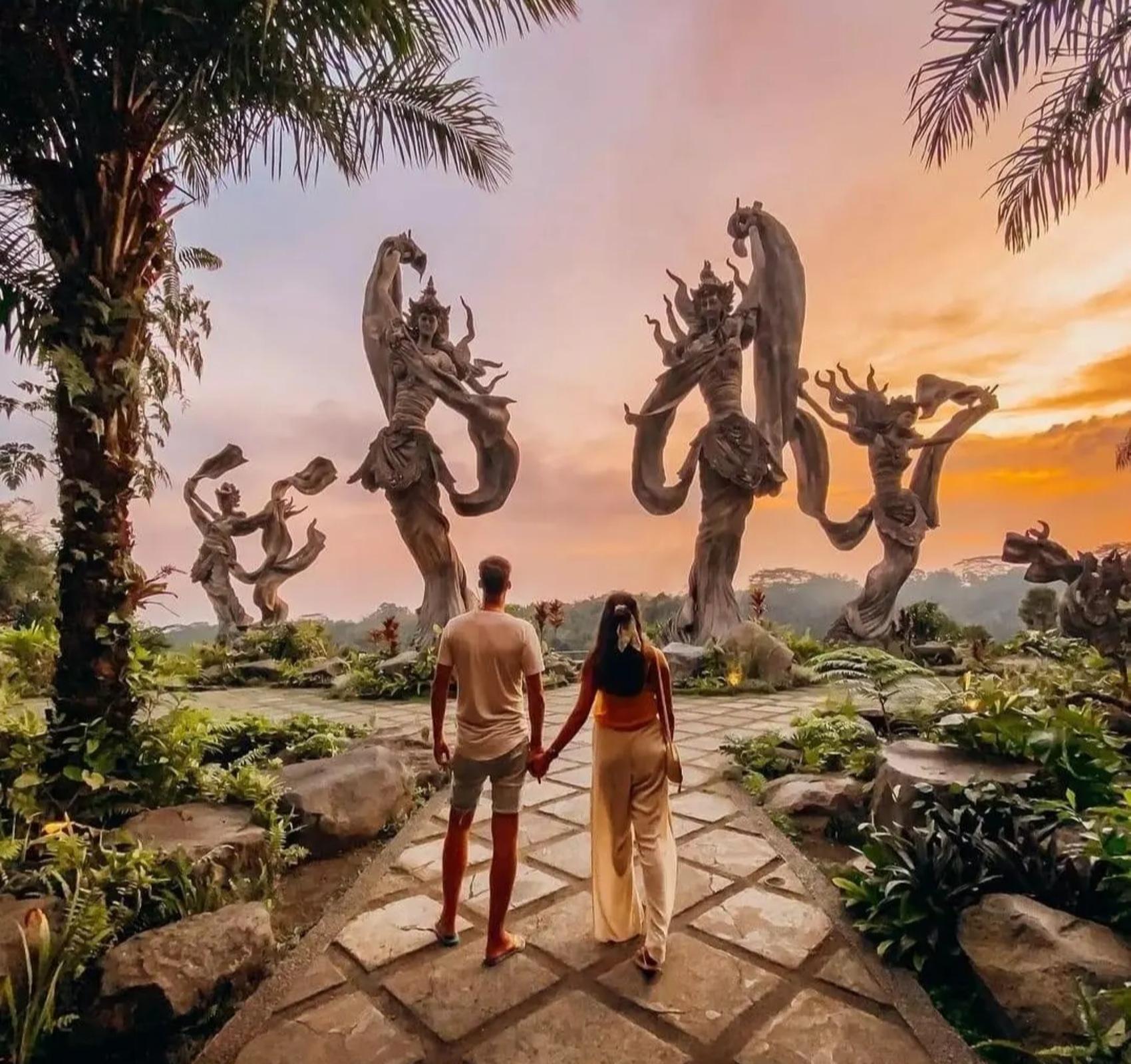 Bali Sacred Waterfall Ritual, Jungle Swing & Taman Dedari Tour