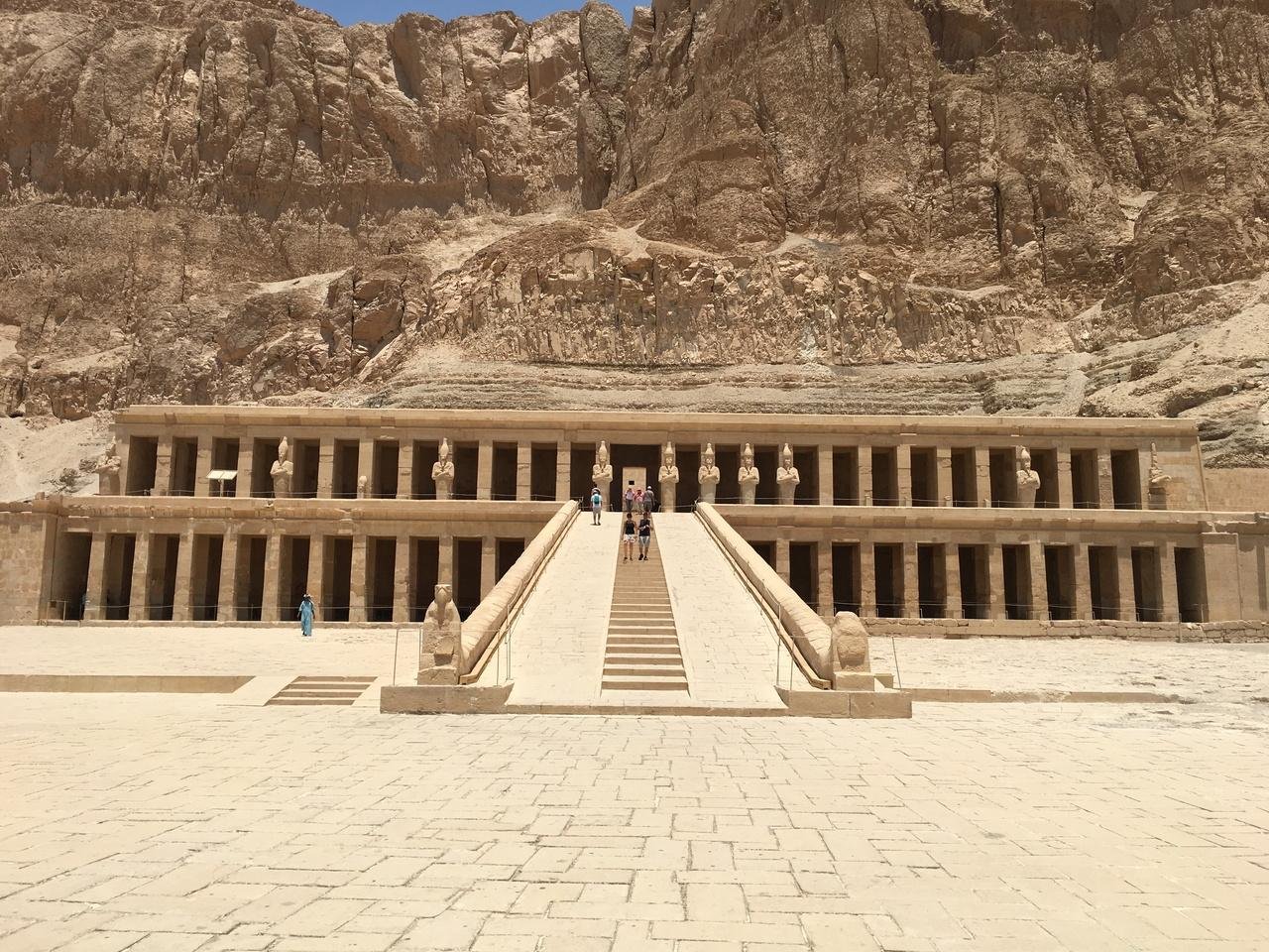 5-Day Private Egyptian Explorer: Pyramids, Nile Cruise & Abu Simbel