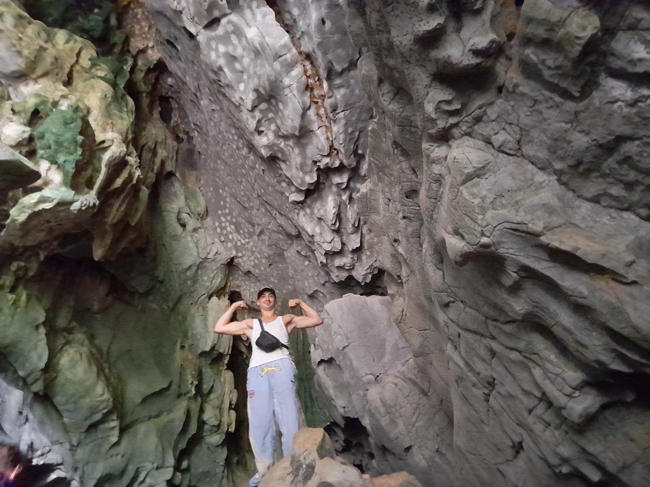 Cuc Phuong National Park: Wildlife, Cave & Jungle Trek Day Tour