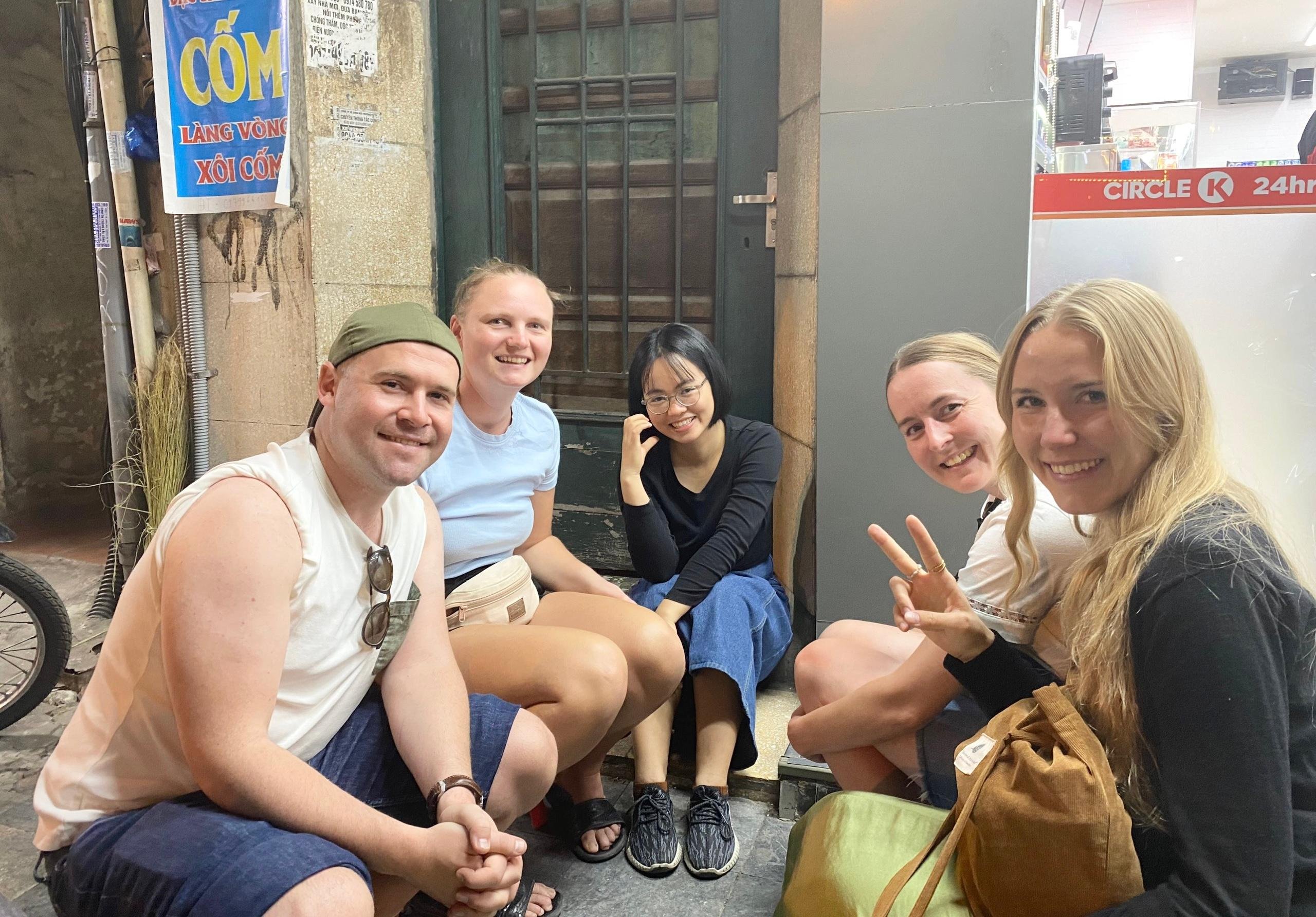 Hanoi Vegan Street Food & Train Street Walking Tour