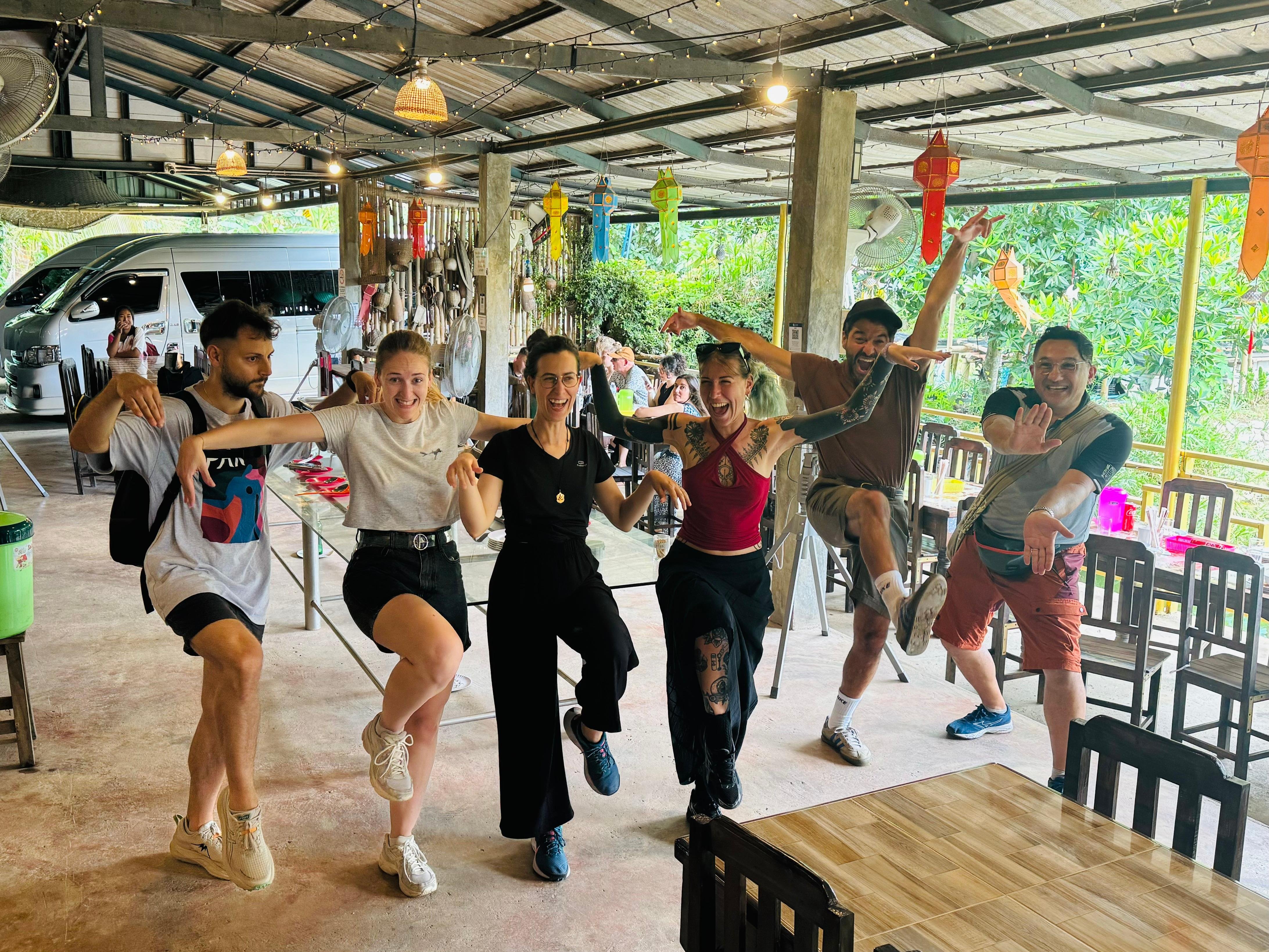 Chiang Rai: 7 Iconic Landmarks & Riverside Buffet Tour