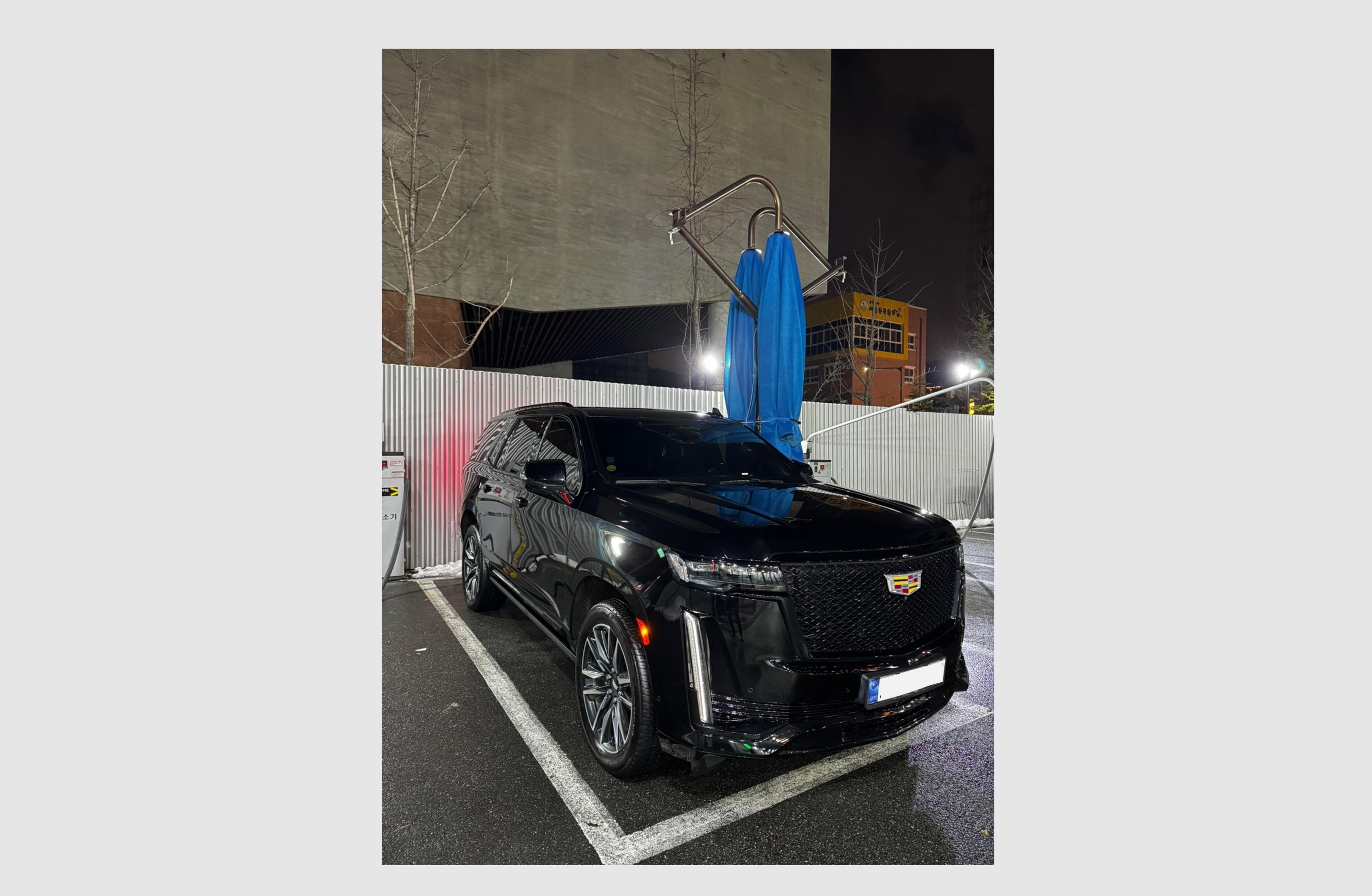 Seoul Private Luxury Vehicle Tour (English & Spanish Guide)