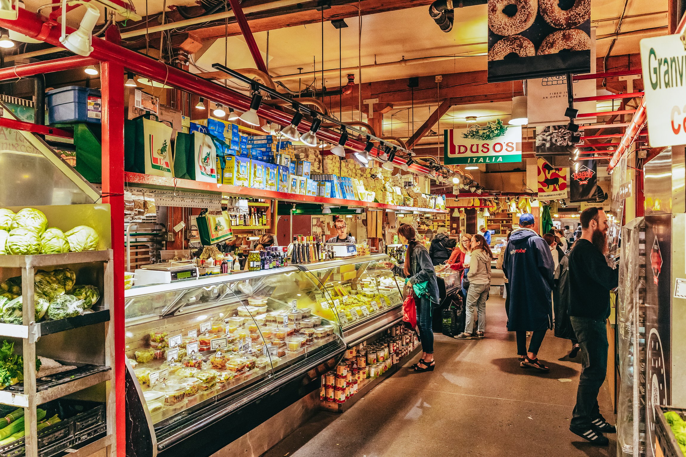 Vancouver Highlights: City Tour, Capilano Bridge & Granville Island