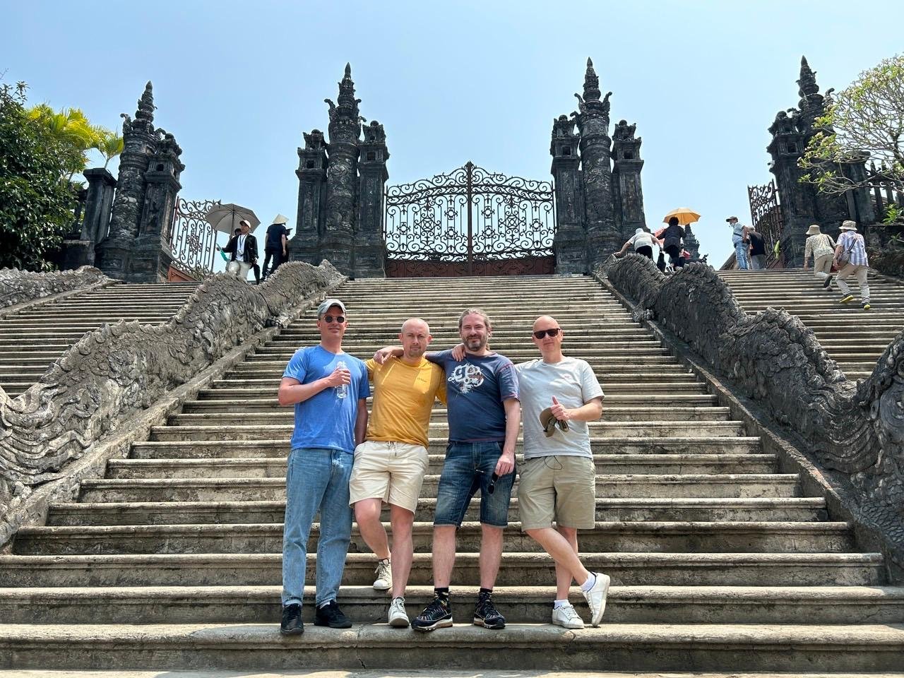 Hue Royal Tombs & Pagoda Private Dragon Boat Tour