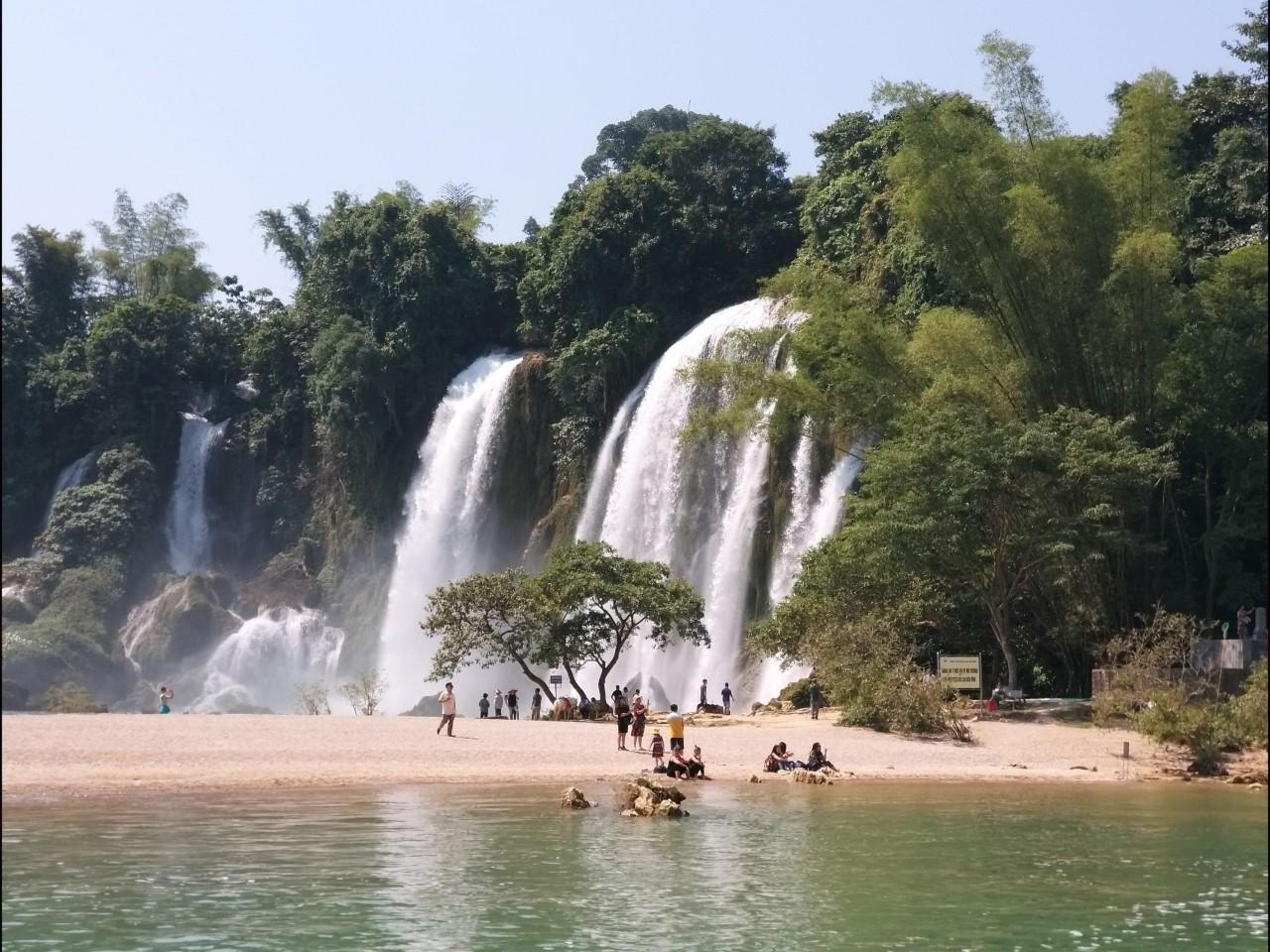 Cao Bang 3-Day Cultural & Natural Discovery