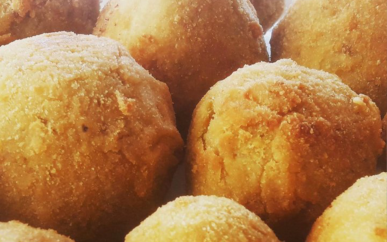 Hands-on Sicilian Arancino Workshop in Taormina